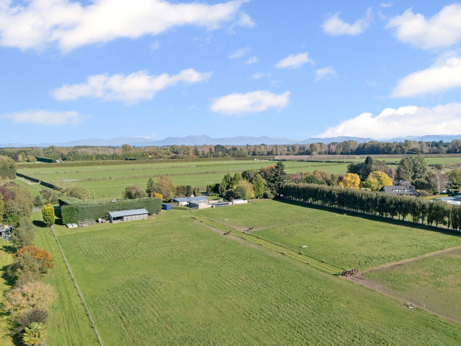 400 Racecourse Road, Allenton