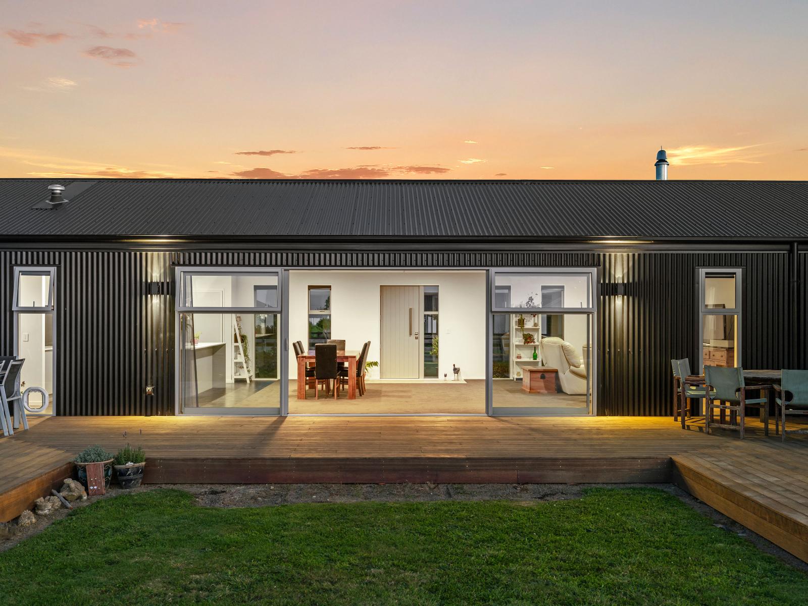 76 Summers Road, Darfield