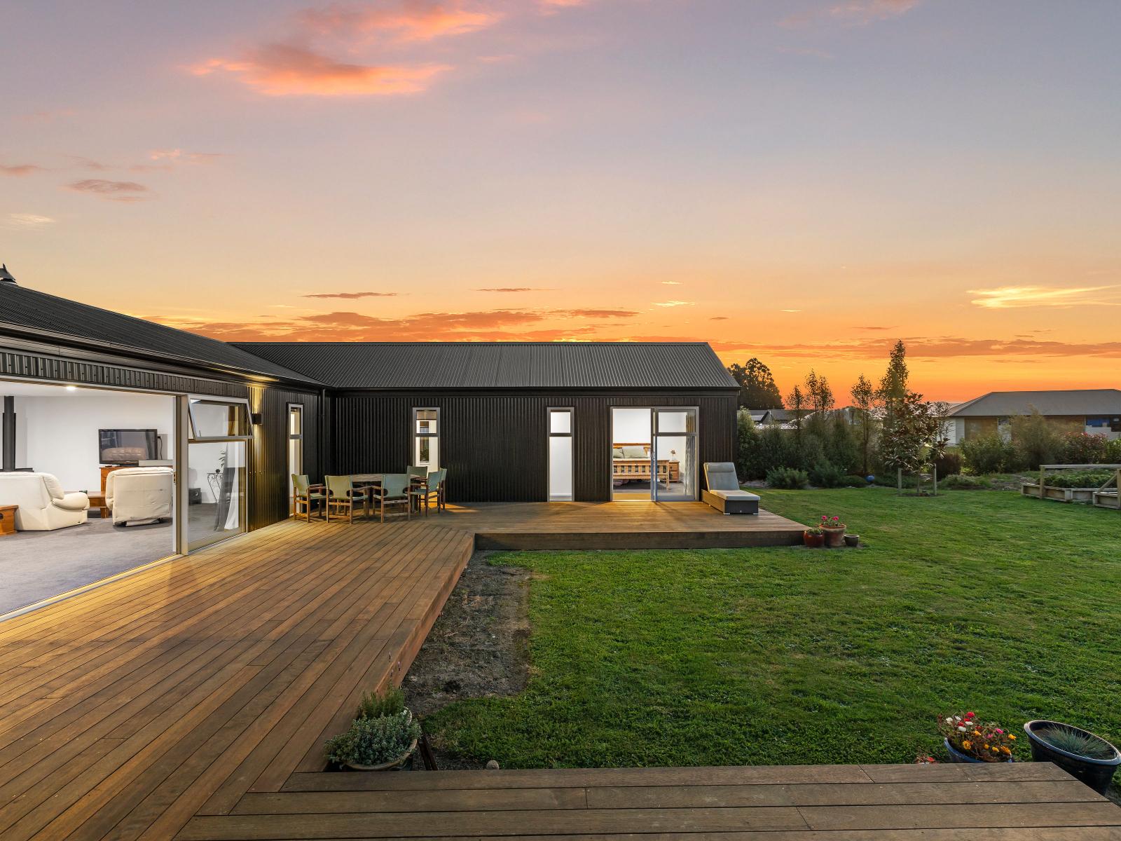 76 Summers Road, Darfield