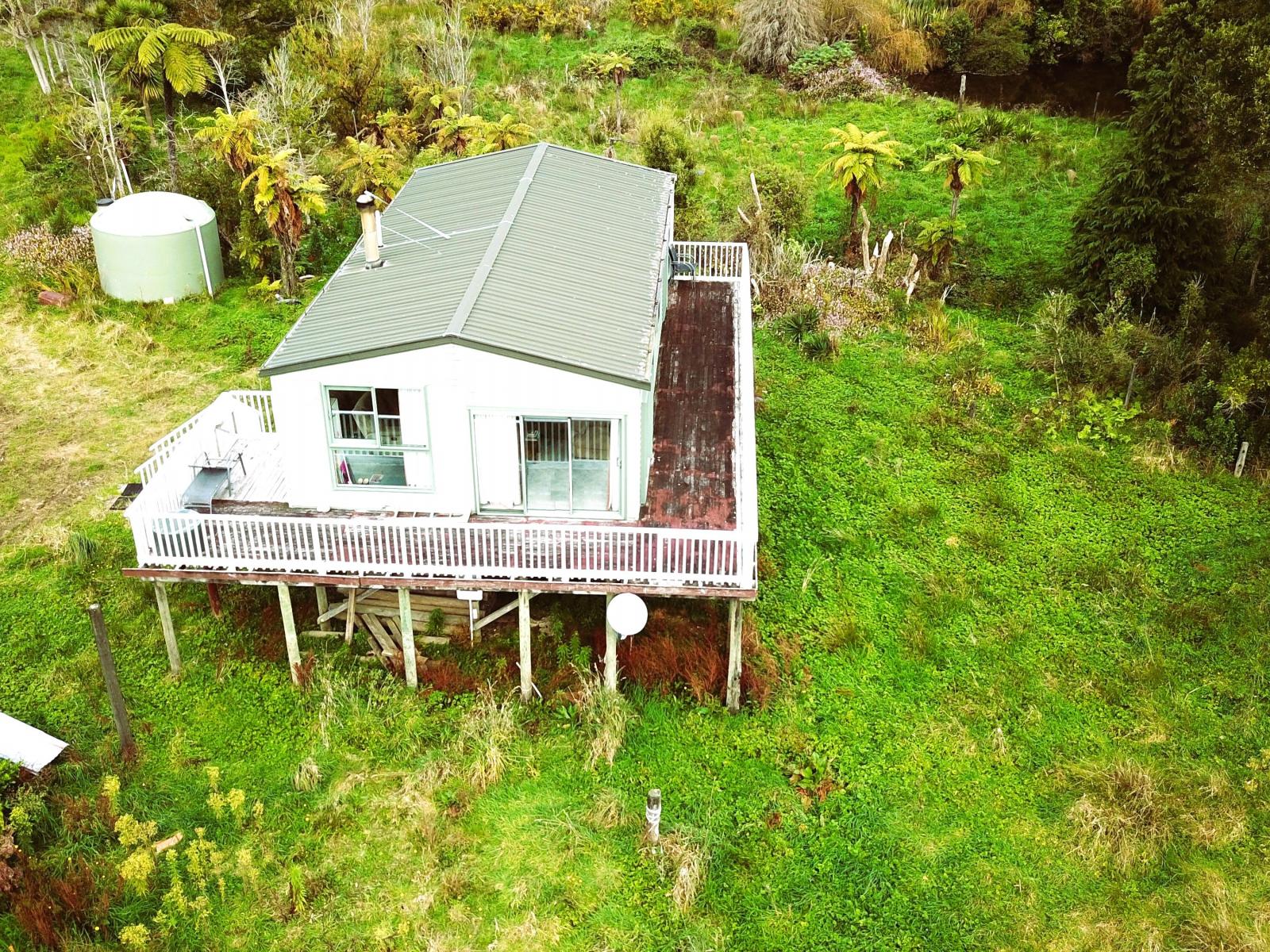 4/884 Nikau Road, Mokihinui