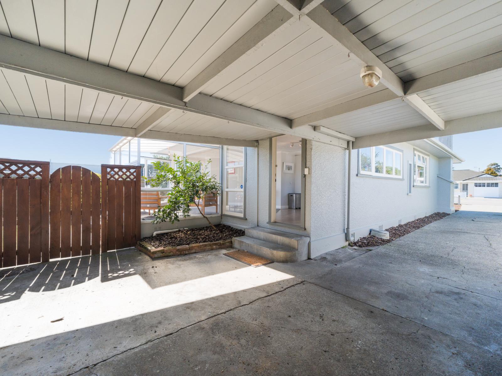 26 Rangitira Avenue, Hospital