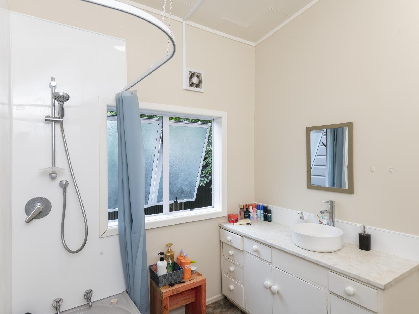 364-364A Clifford Street, Mangapapa