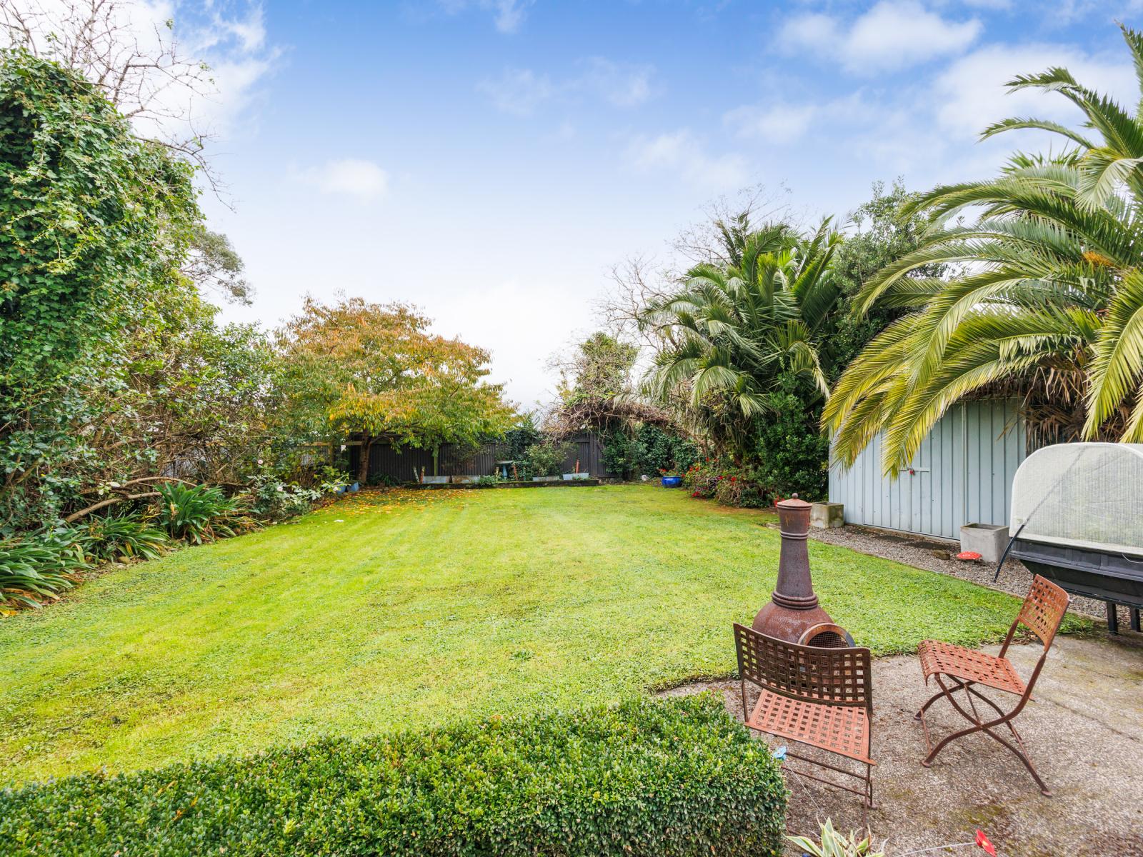 70 Savage Crescent, West End