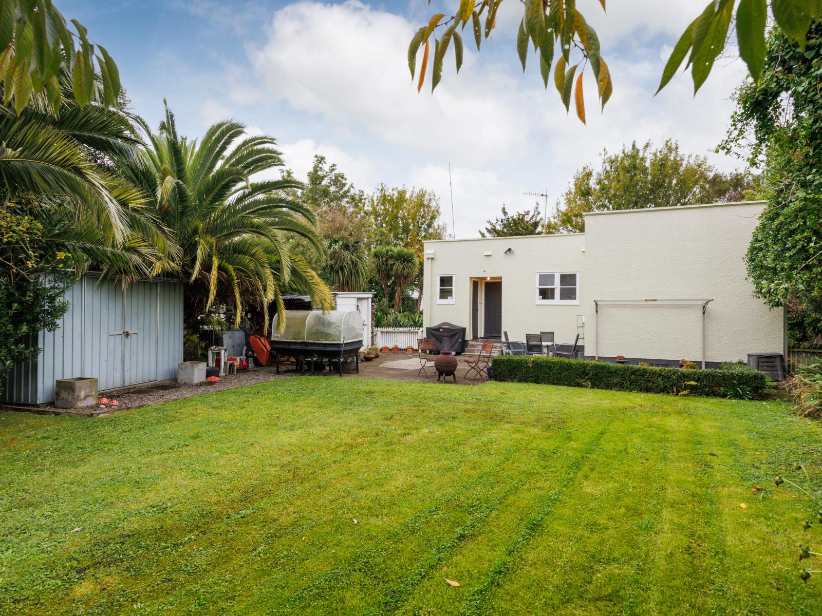 70 Savage Crescent, West End