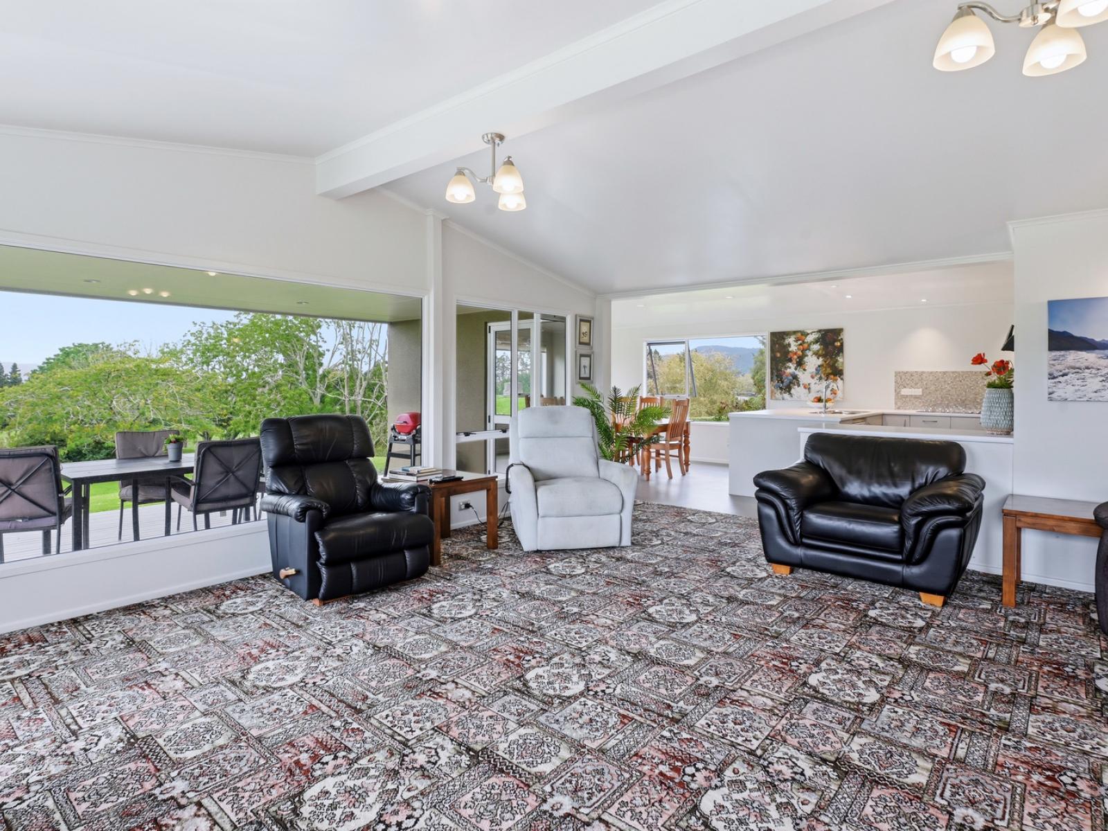 106 Oturoa Road, Hamurana