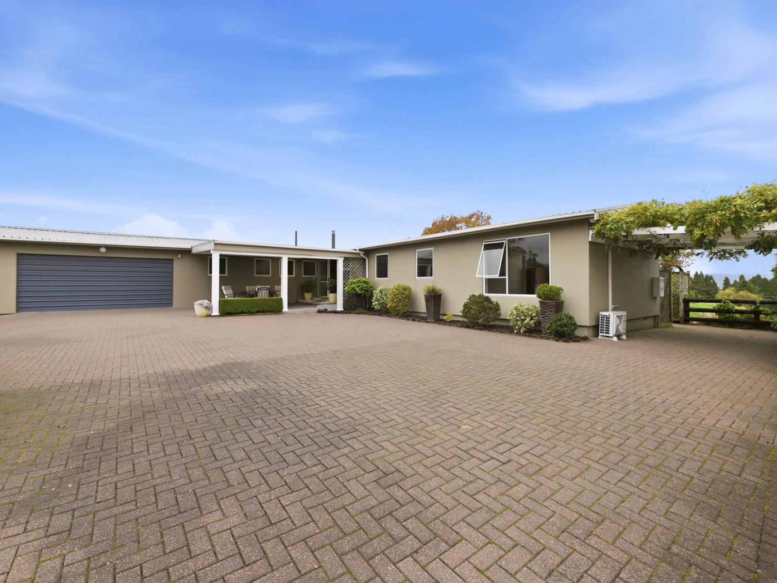 106 Oturoa Road, Hamurana