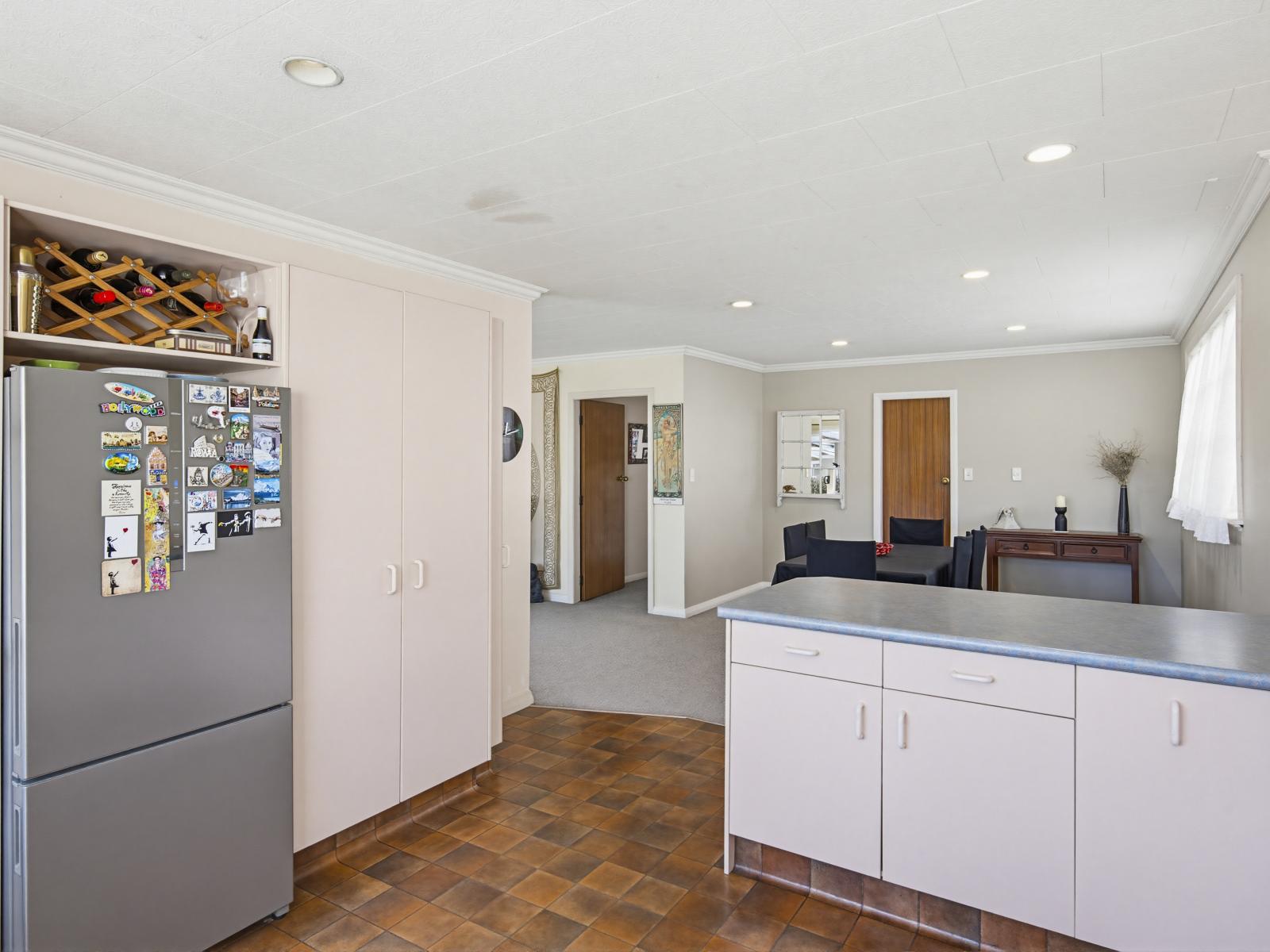 6 Teoti Street, Paraparaumu Beach