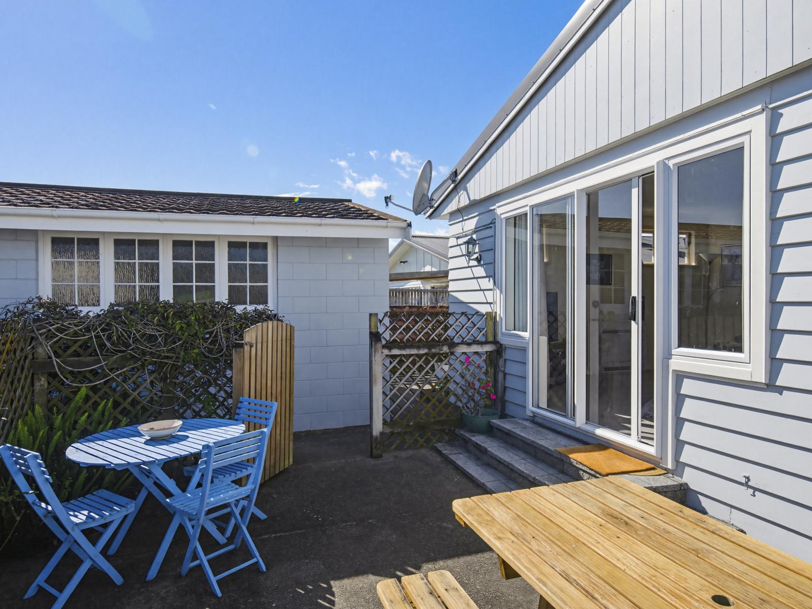 6 Teoti Street, Paraparaumu Beach