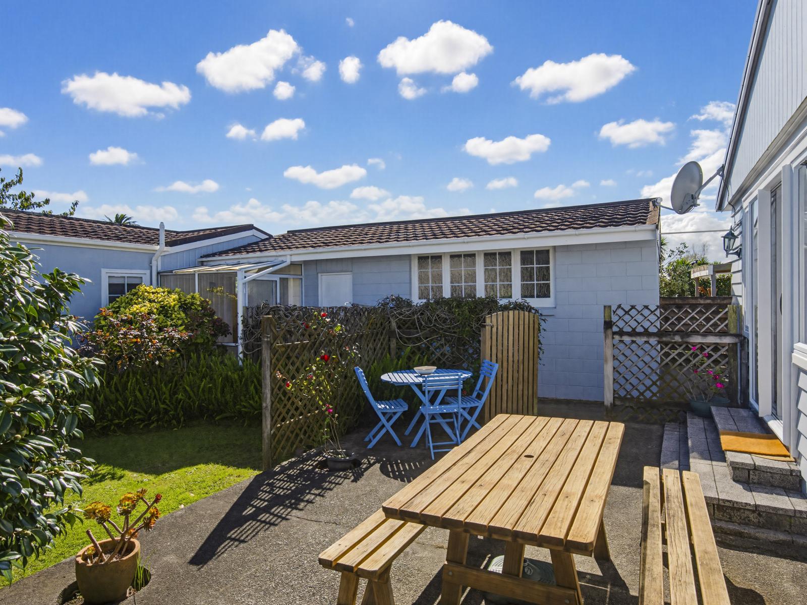 6 Teoti Street, Paraparaumu Beach