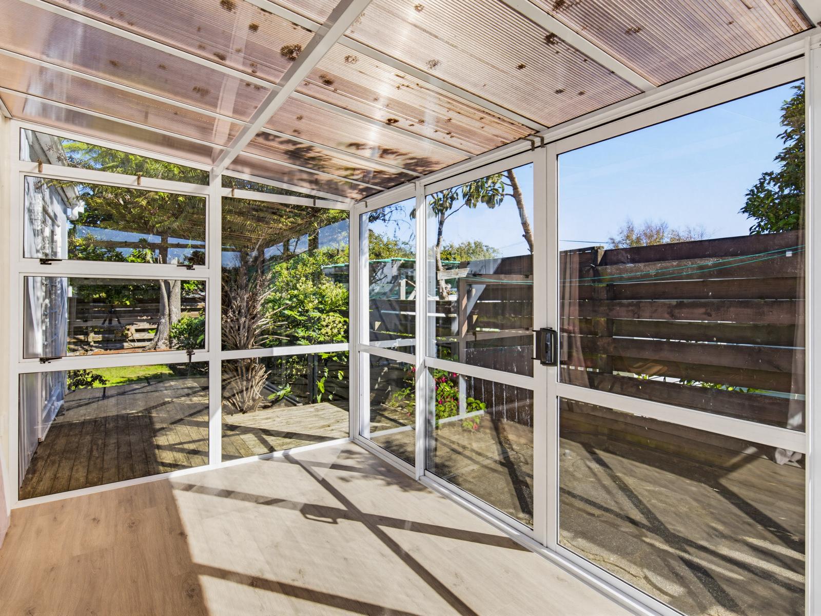 6 Teoti Street, Paraparaumu Beach