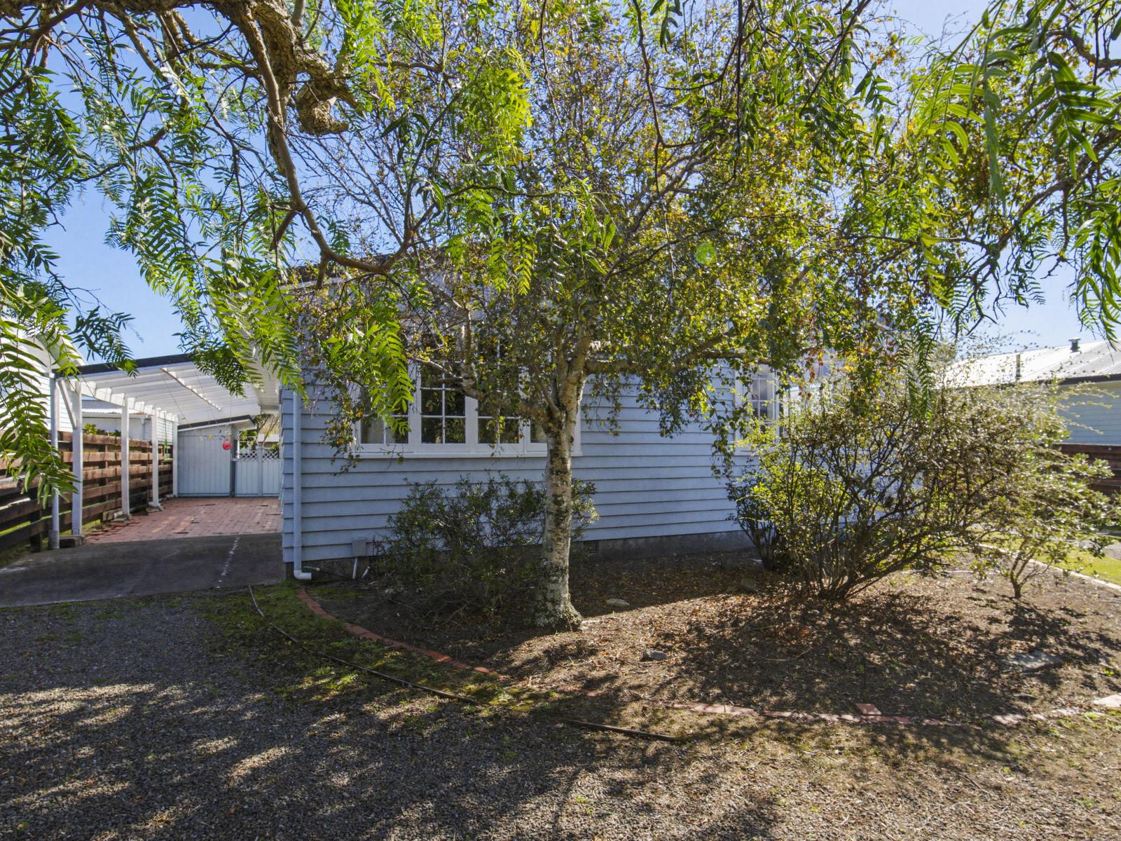 6 Teoti Street, Paraparaumu Beach
