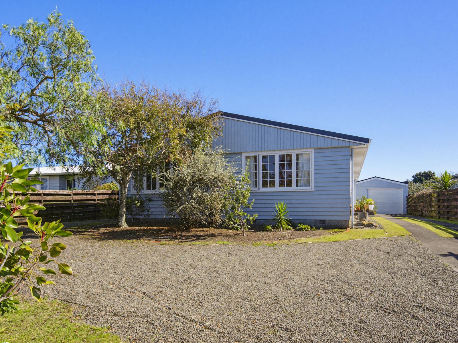 6 Teoti Street, Paraparaumu Beach