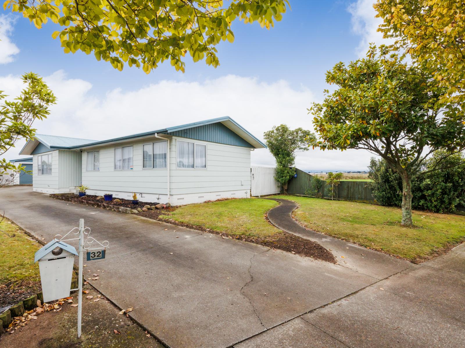 32 Leander Place, Milson