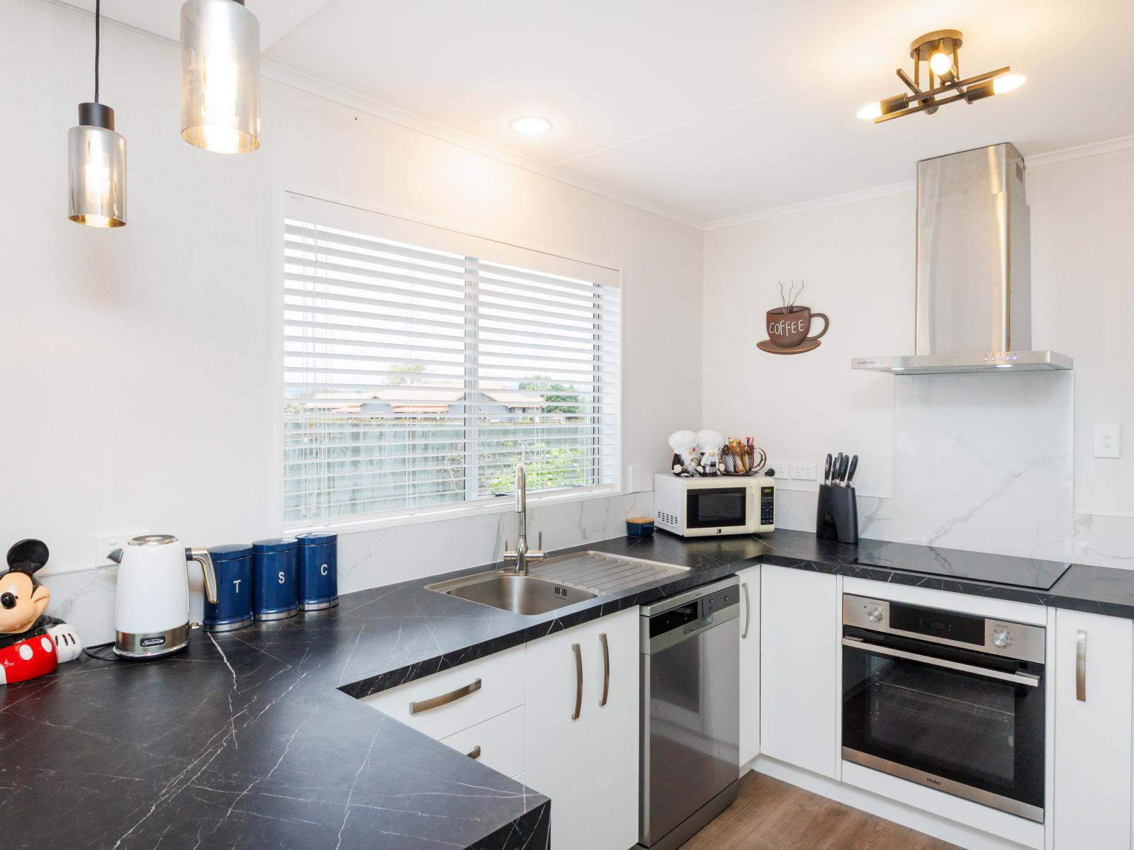 32 Leander Place, Milson