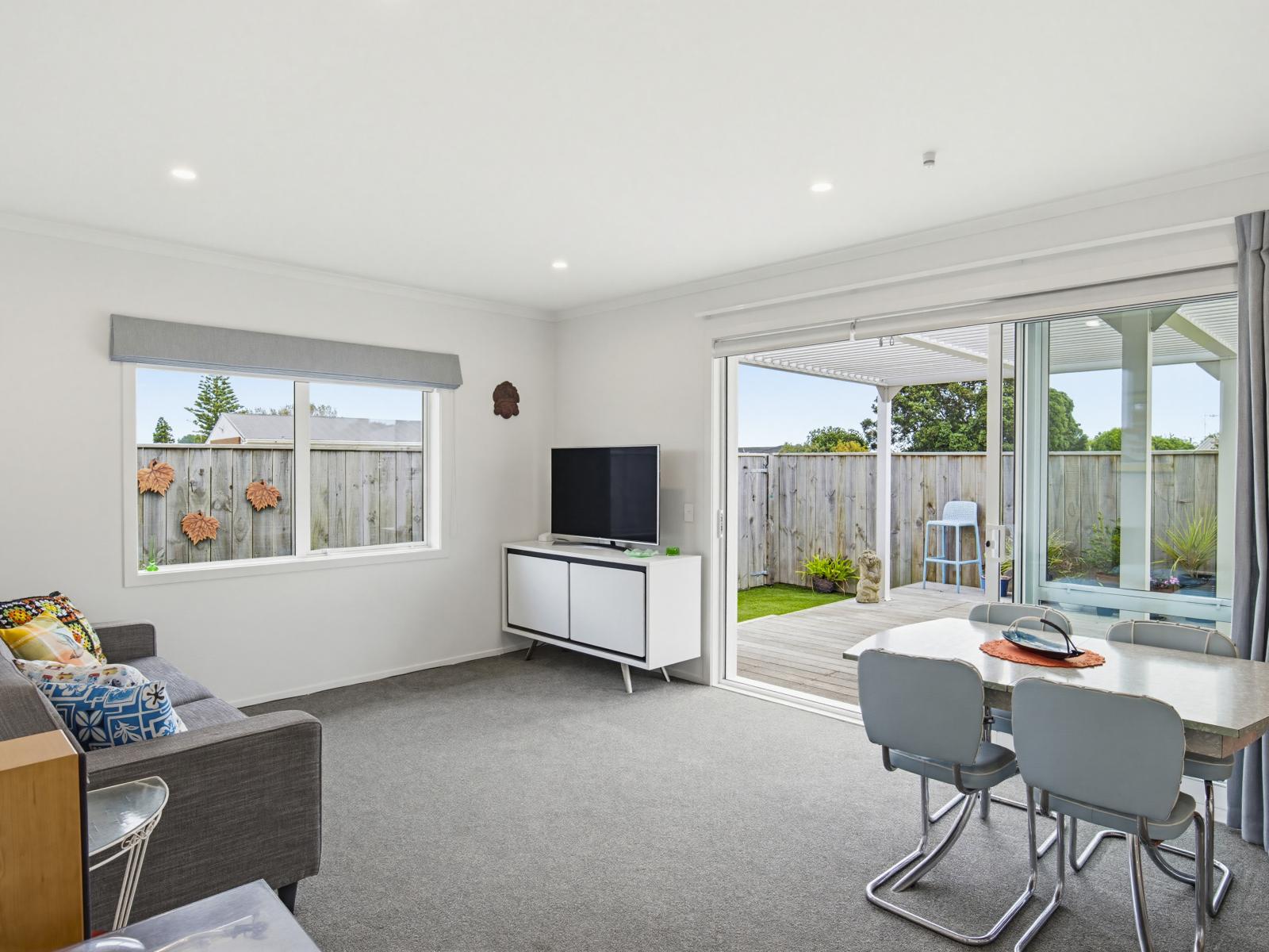 Unit 9, 17 Waerenga Road, Otaki