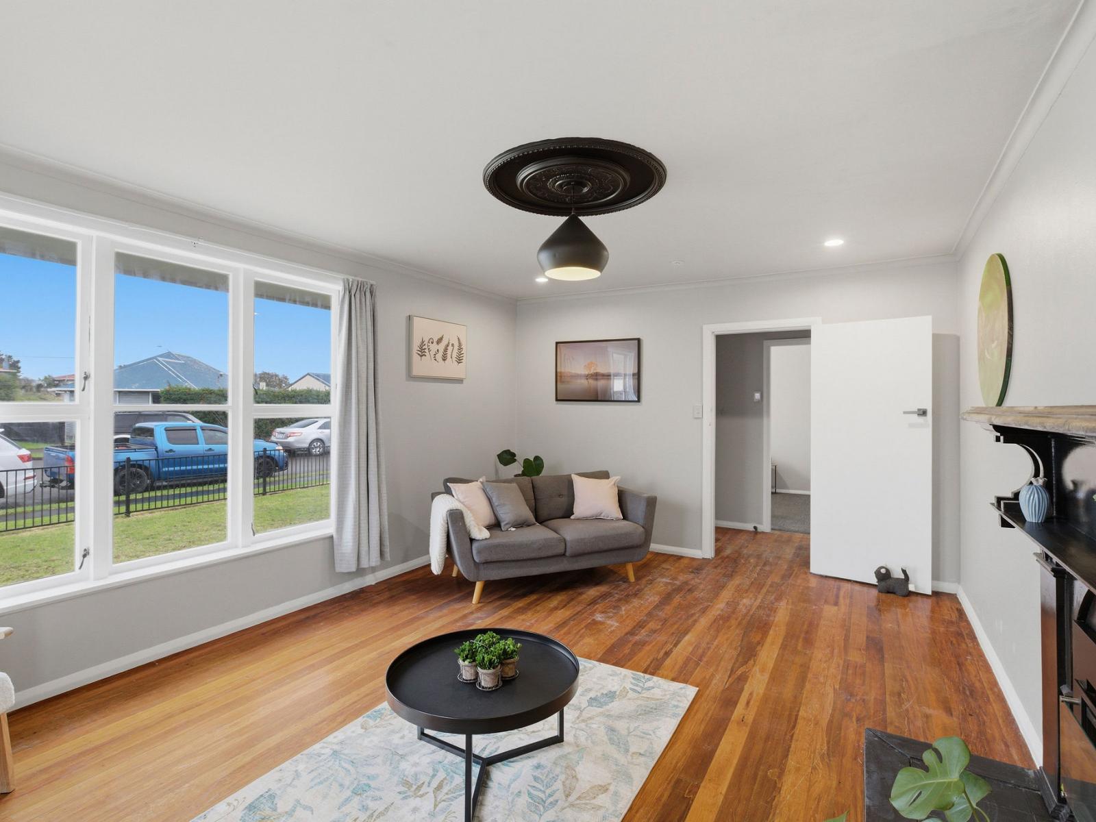 5 Deem Place, Tawhero