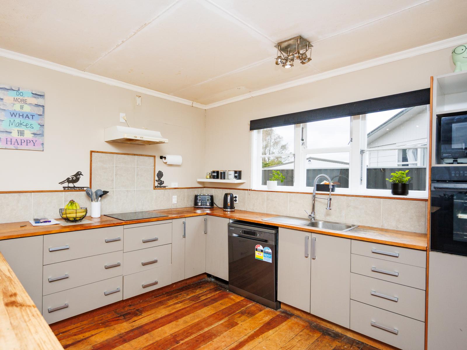 80 Willoughby Street, Halcombe