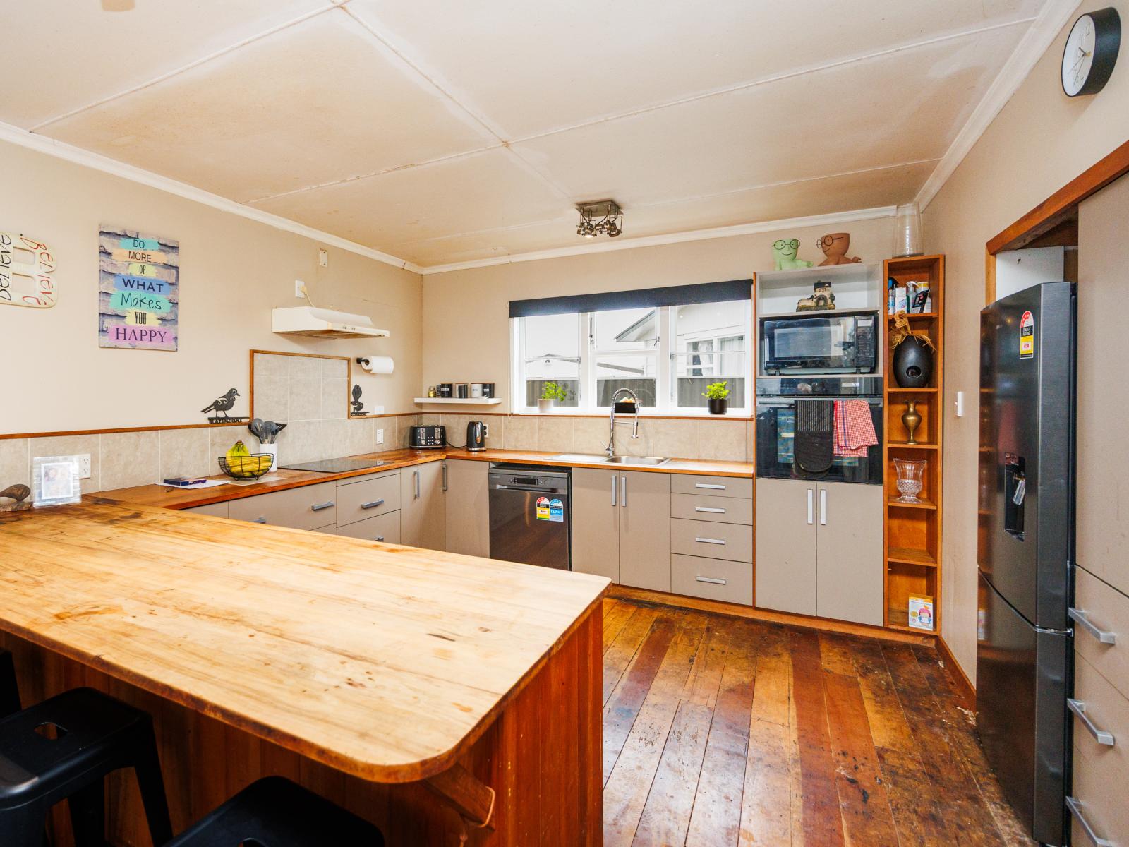 80 Willoughby Street, Halcombe