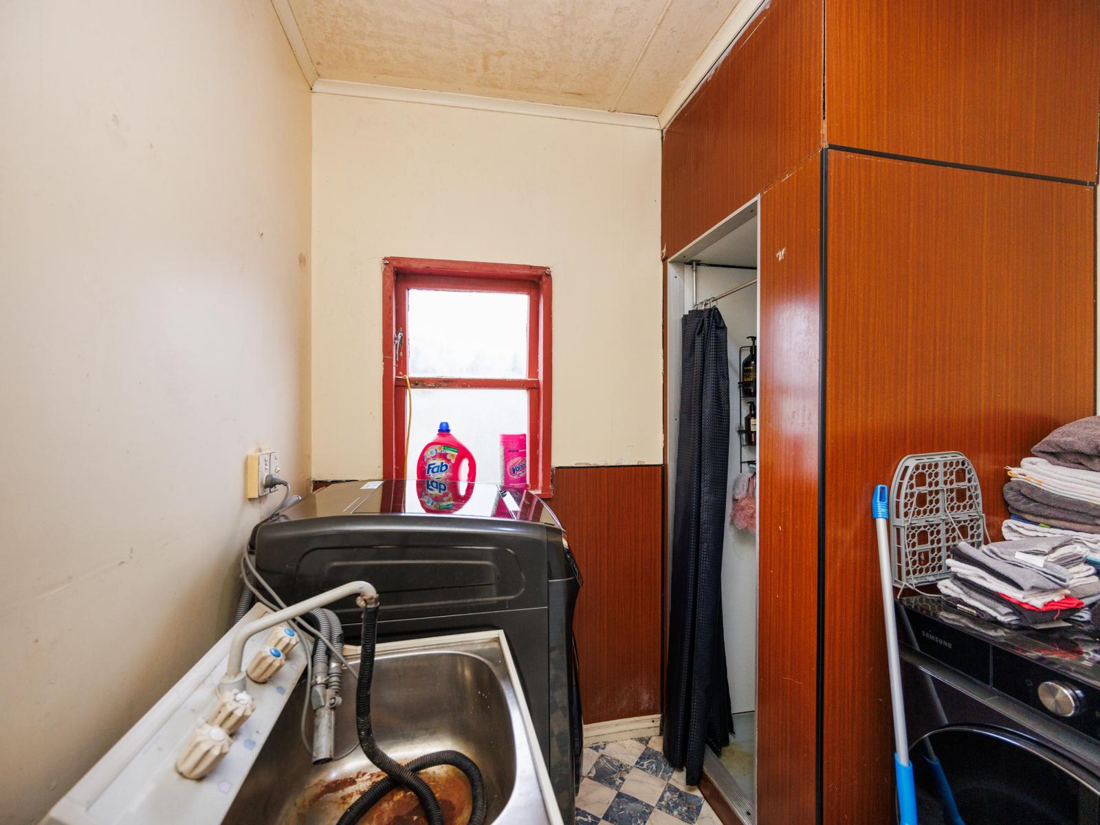 80 Willoughby Street, Halcombe