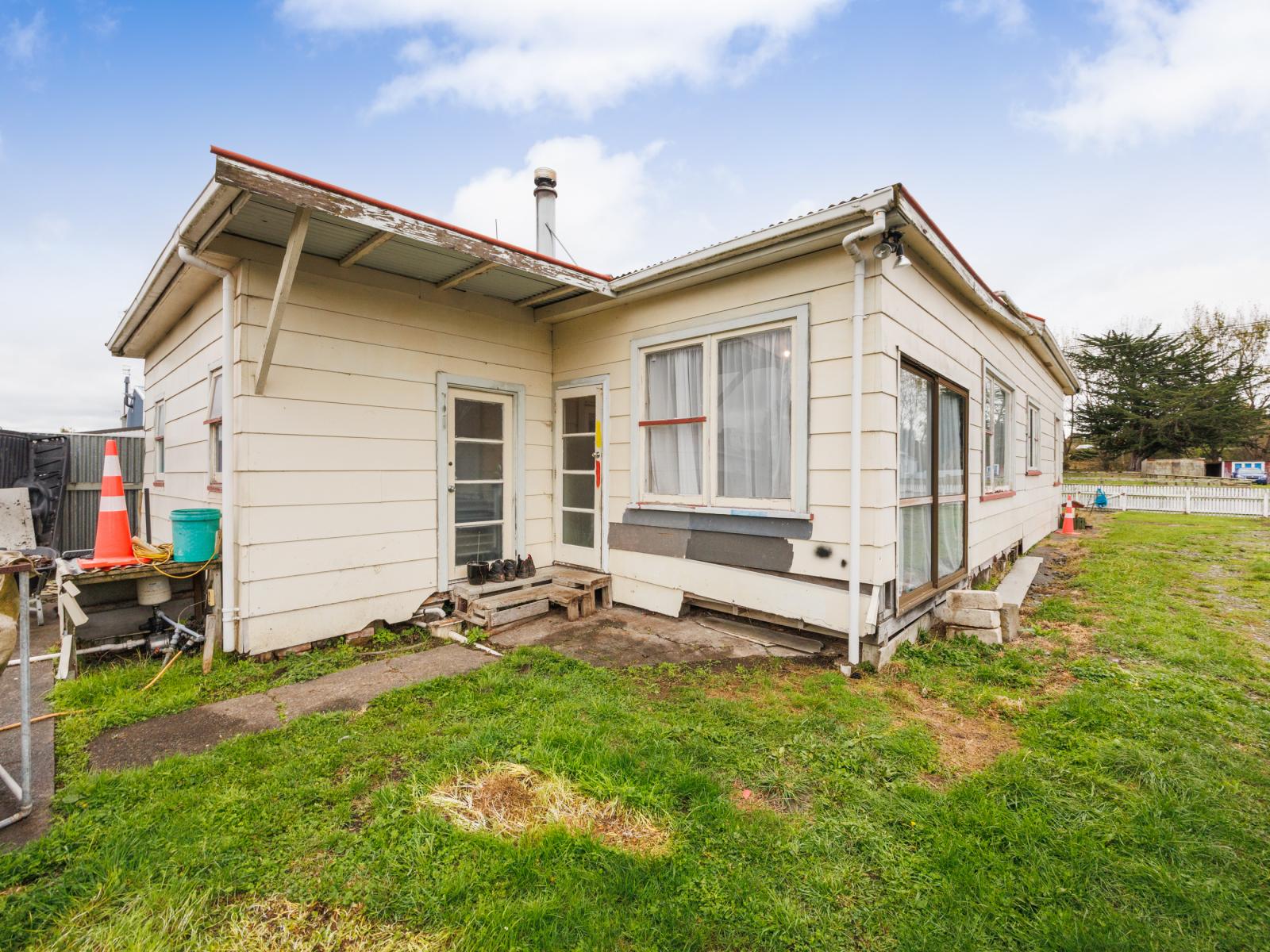 80 Willoughby Street, Halcombe