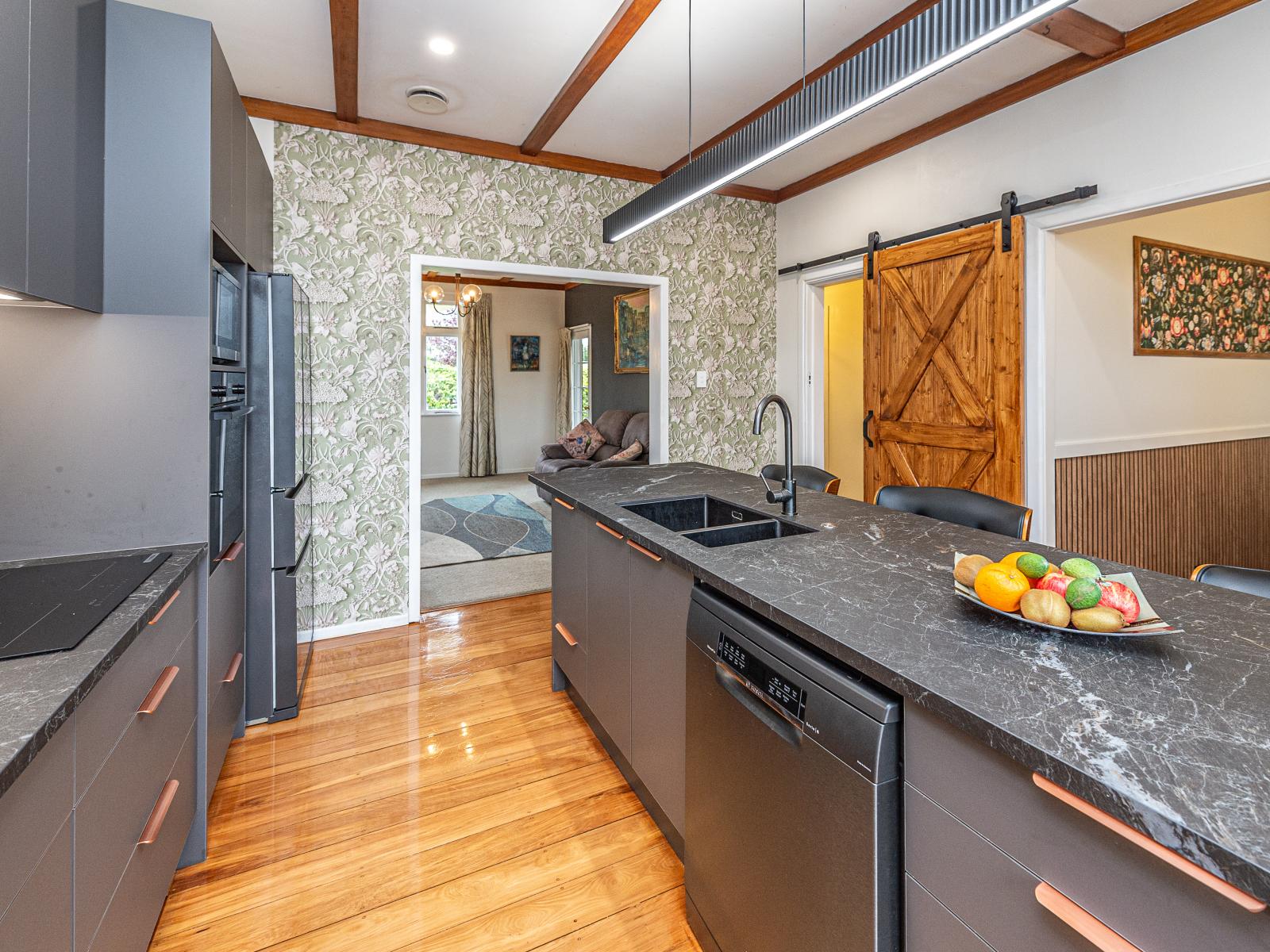 20 College Street, College Estate