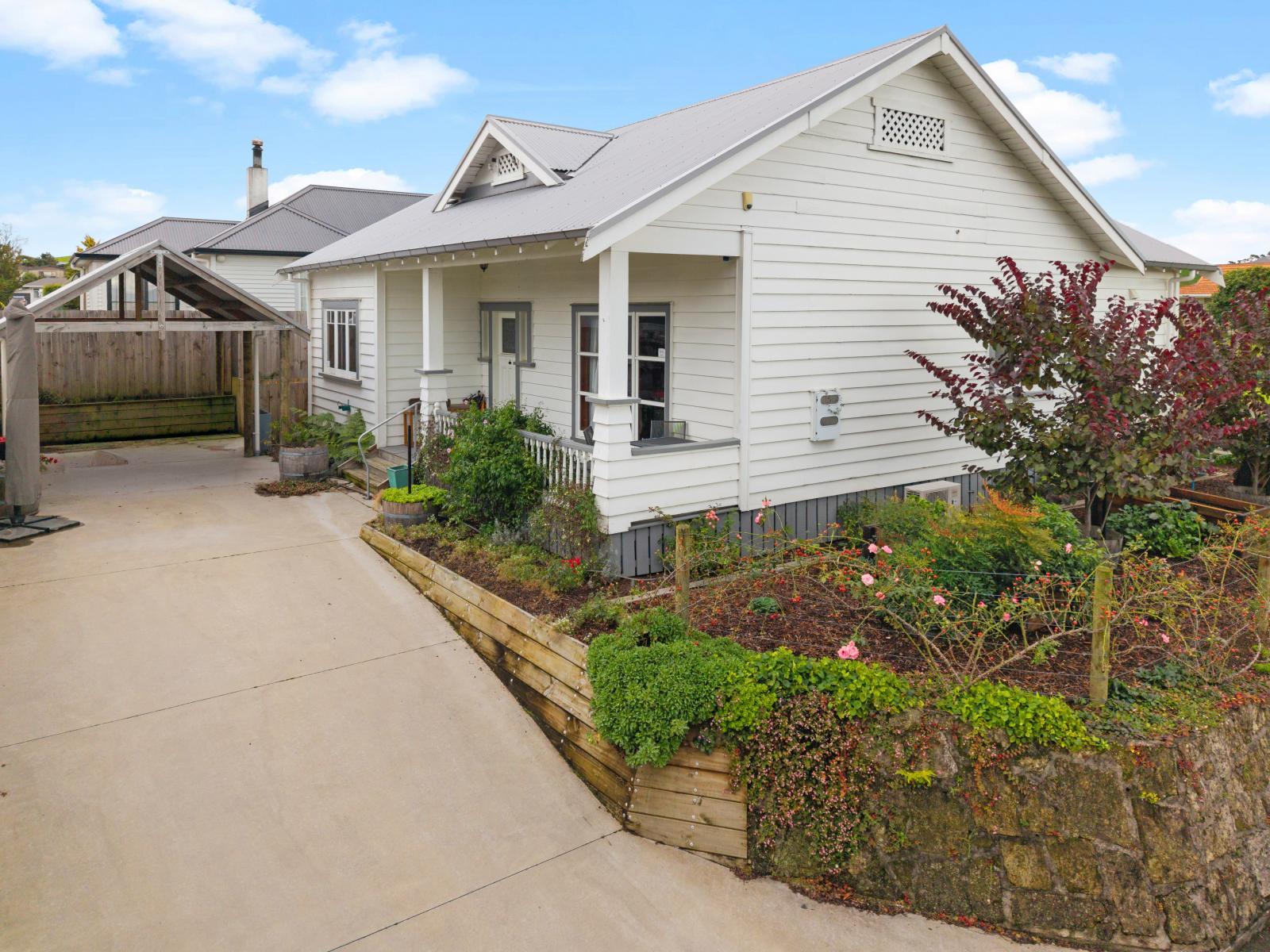 12 High Street, Tirau