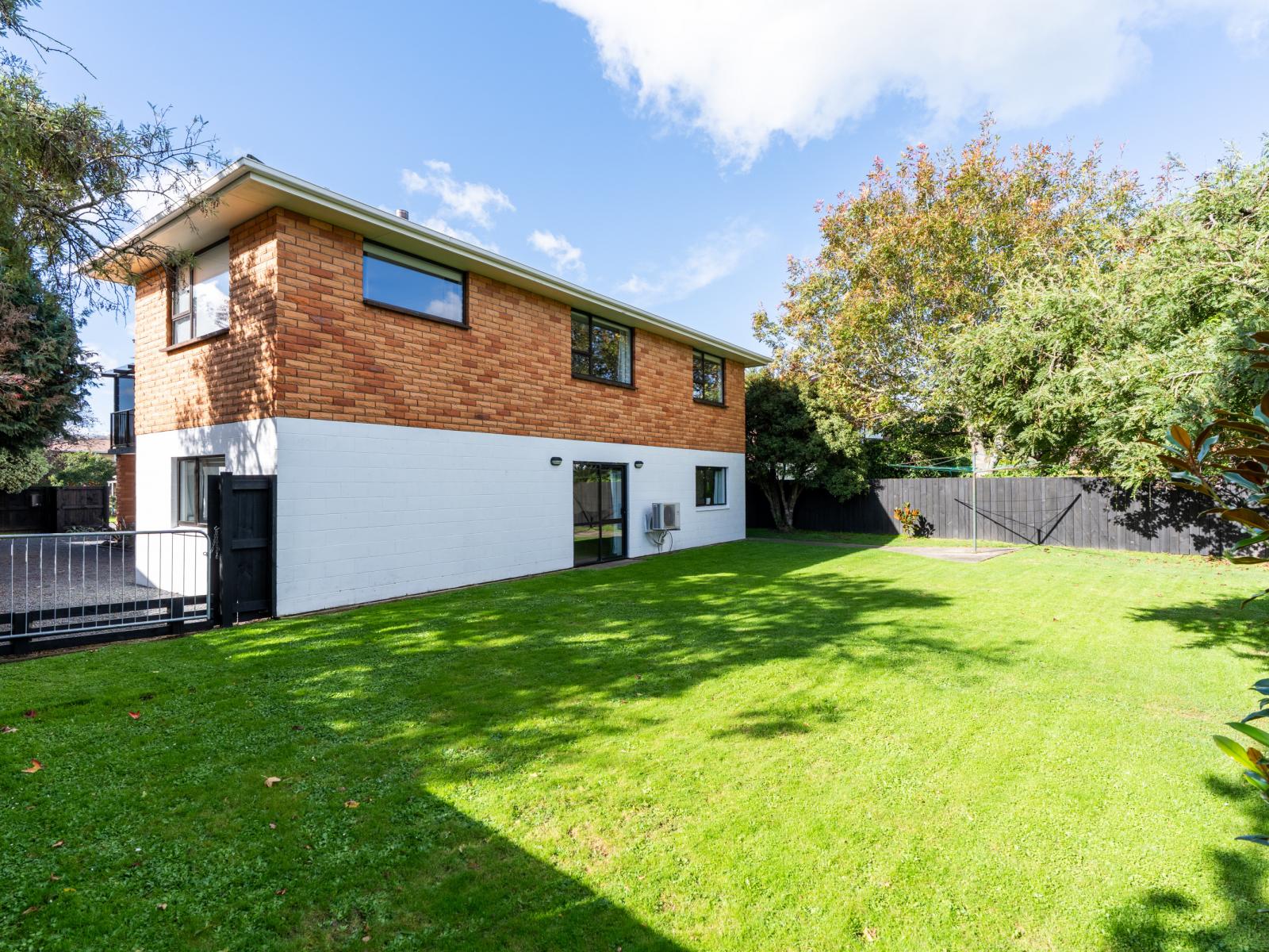 7 Windsor Place, Mosgiel