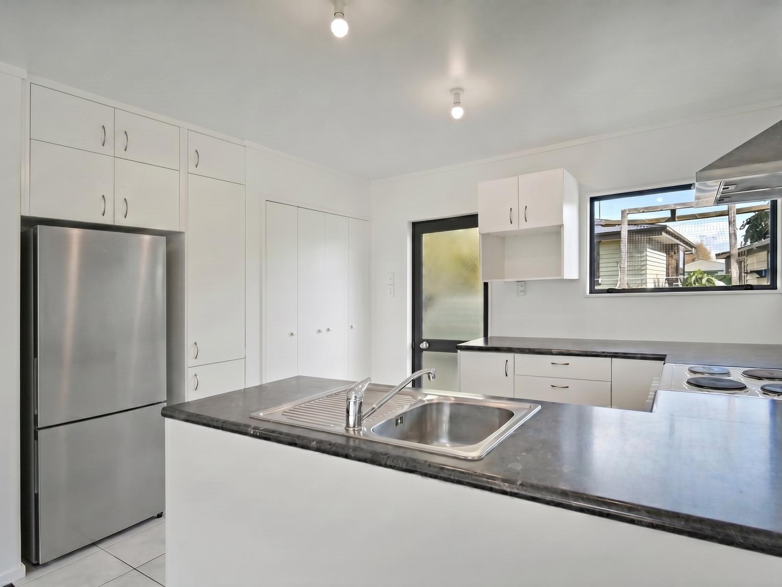 1216A Norfolk Crescent, Mayfair