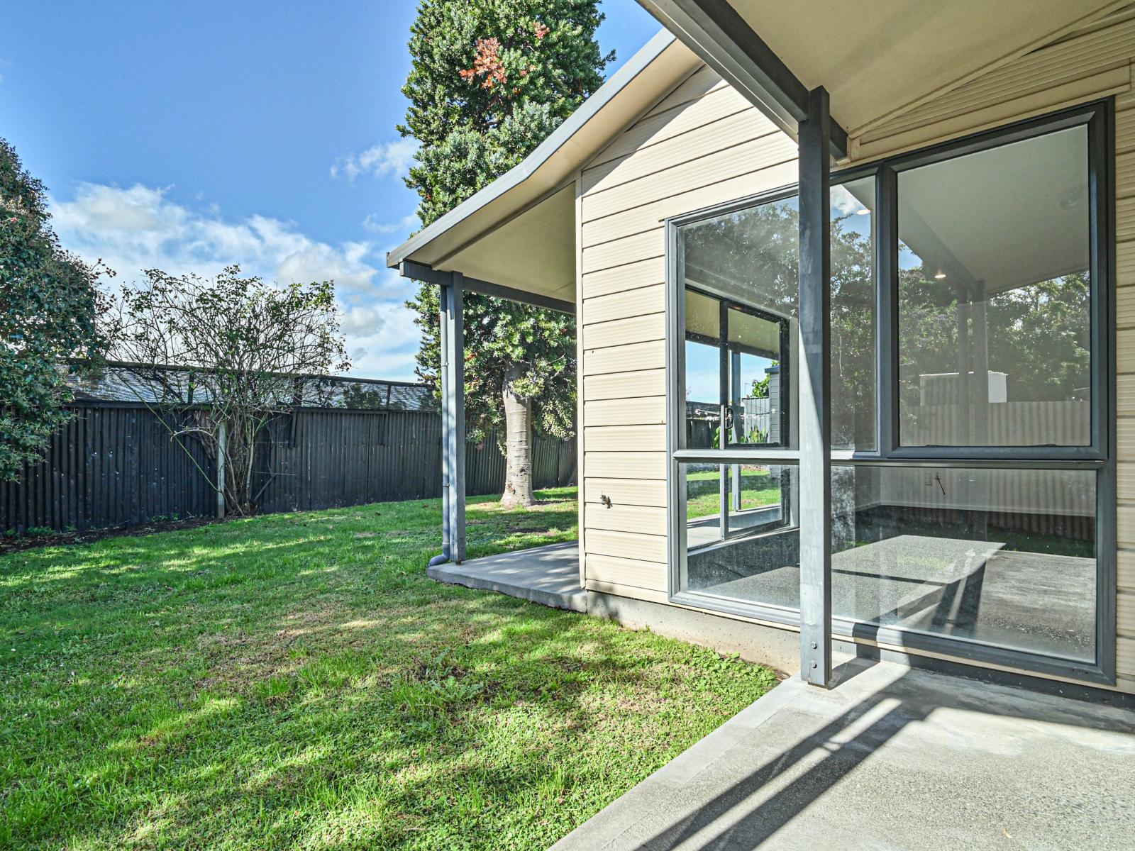 1216A Norfolk Crescent, Mayfair