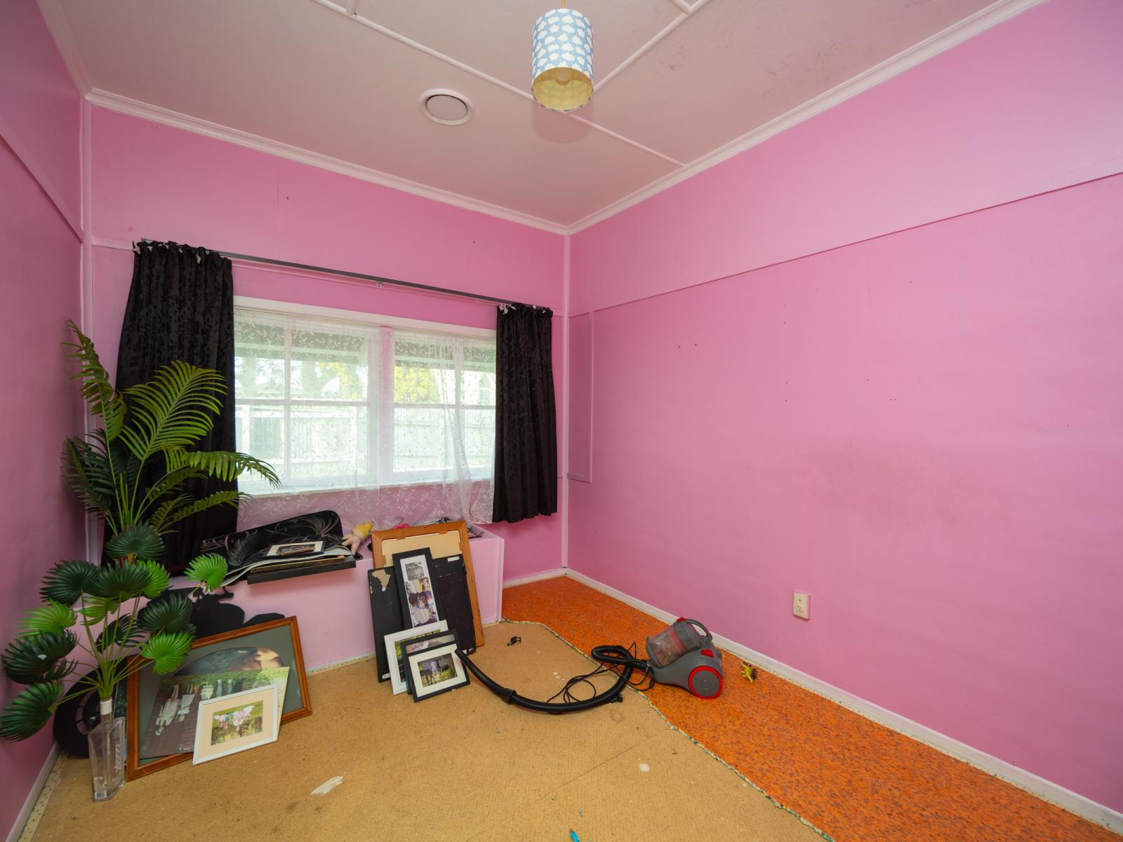 82 Dundas Road, Sanson