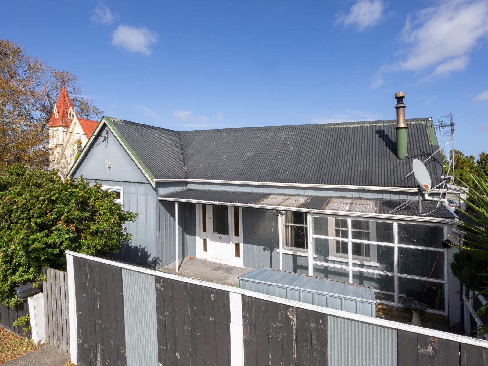 82 Dundas Road, Sanson