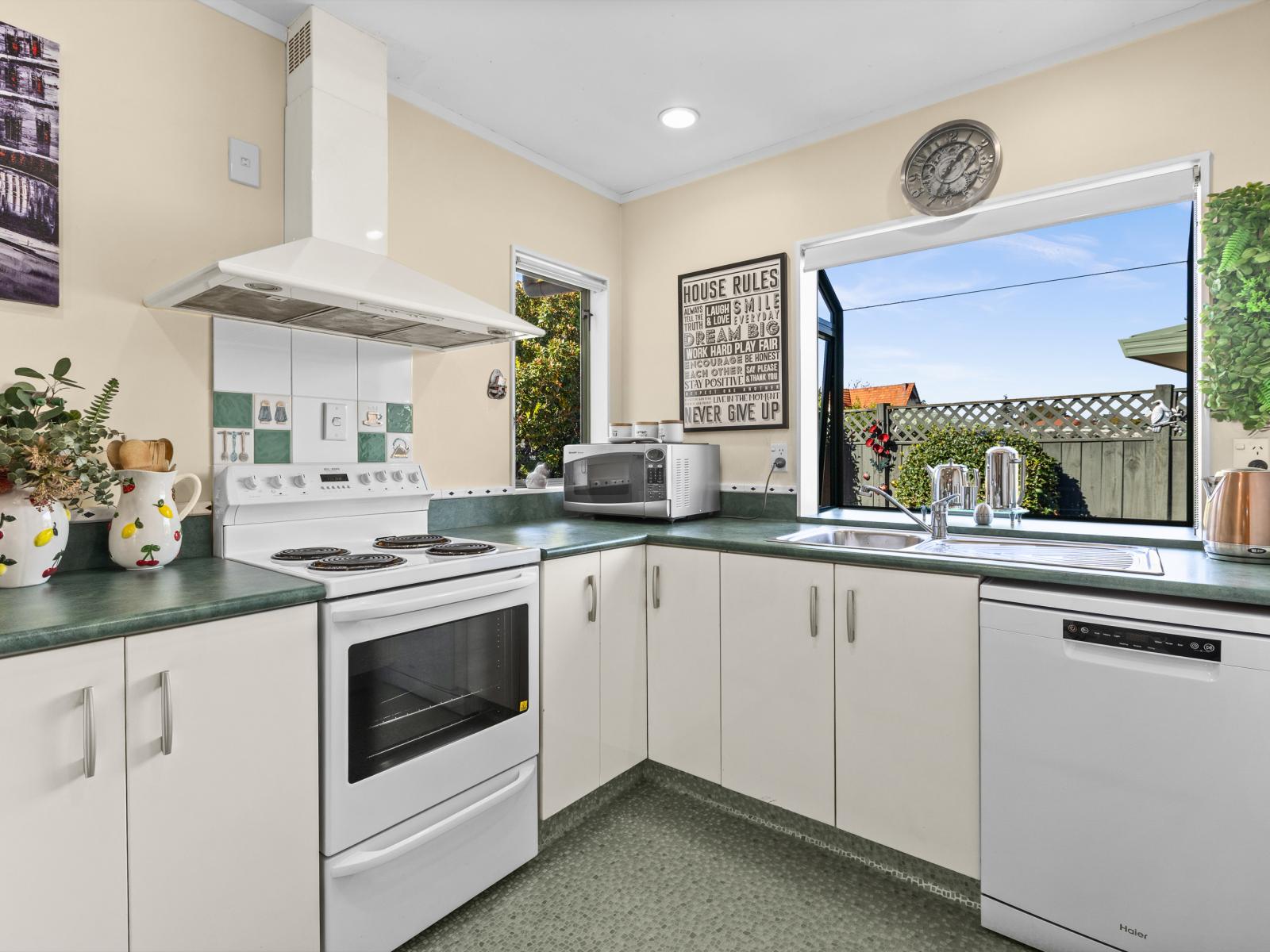 612C Fitzroy Avenue, Mahora