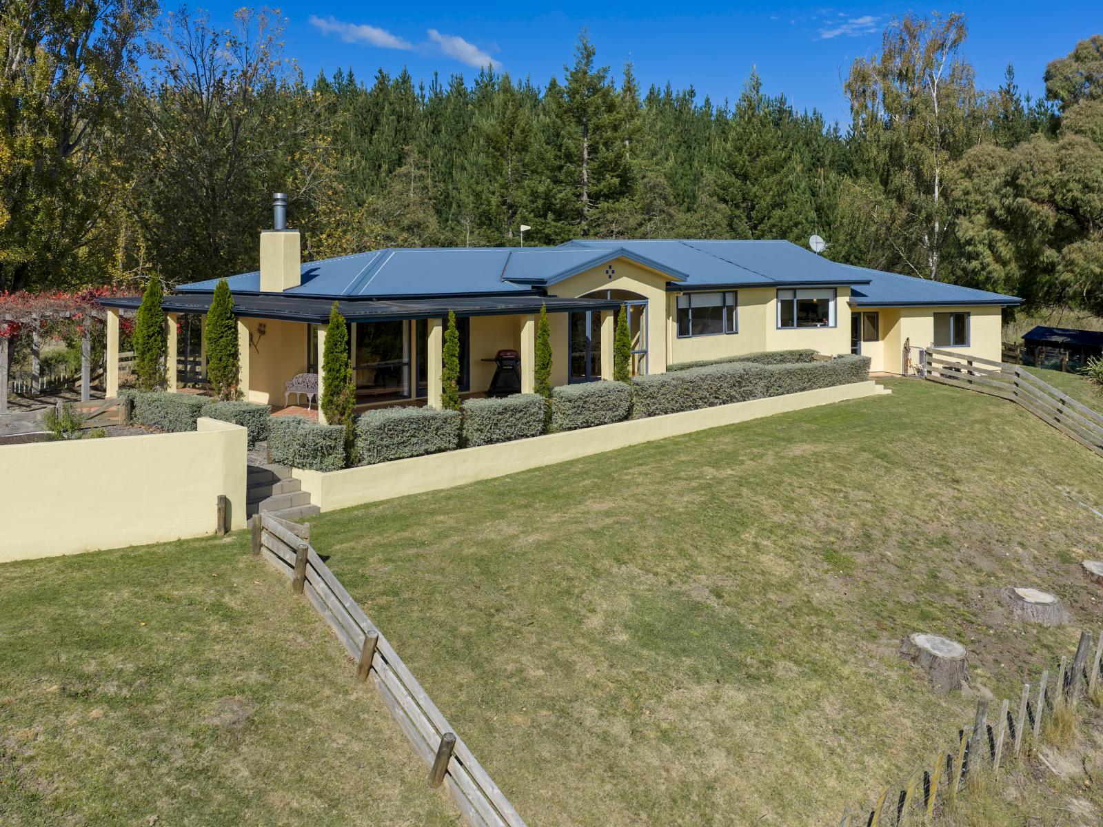 1544 Kahuranaki Road, Kahuranaki