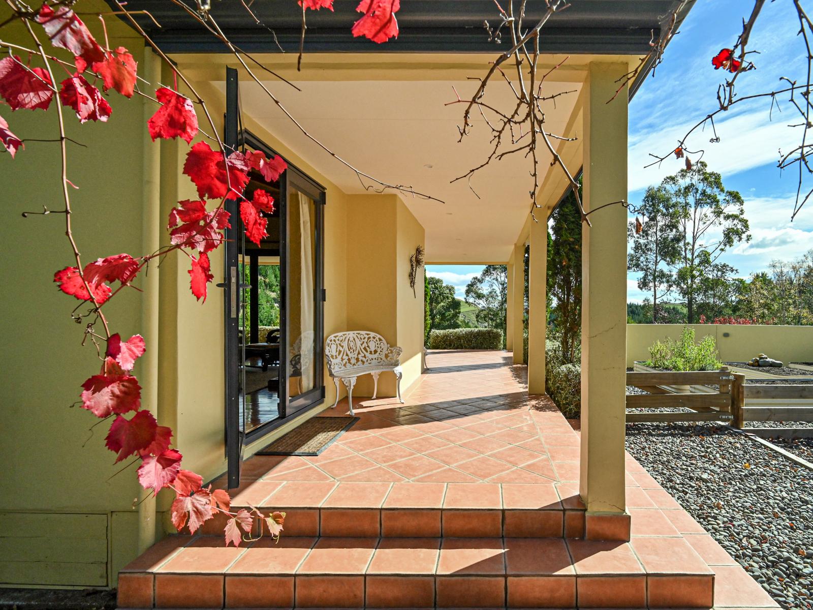 1544 Kahuranaki Road, Kahuranaki