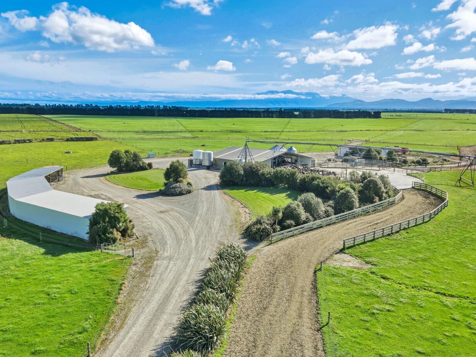 803 Ardlui Road, Te Pirita