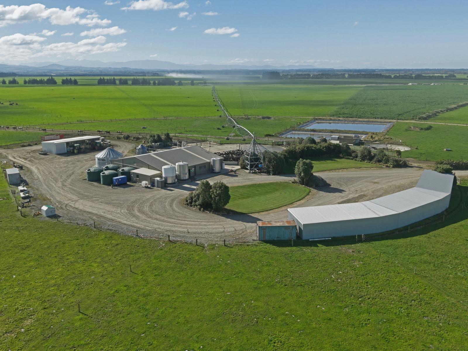 803 Ardlui Road, Te Pirita