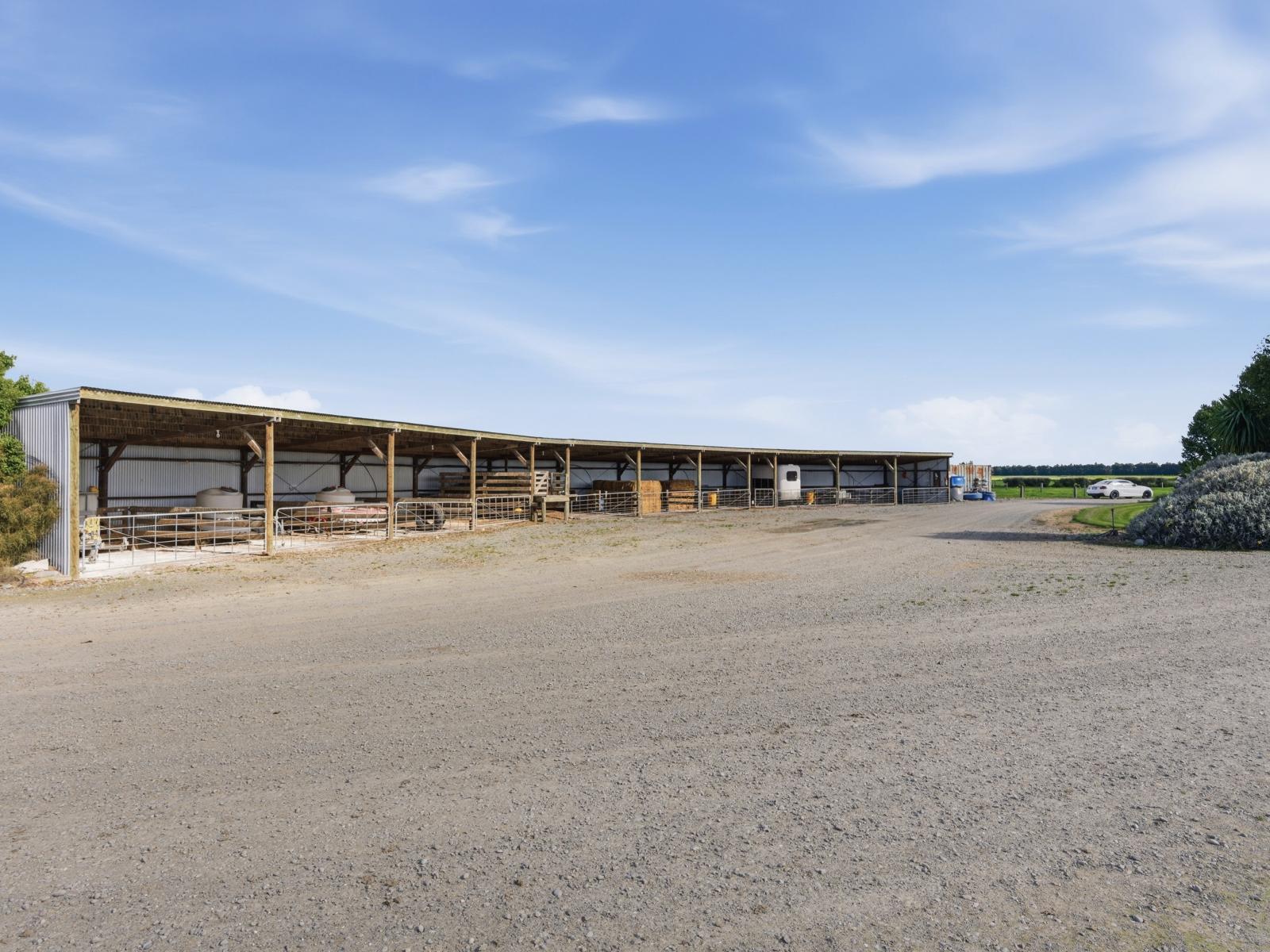 803 Ardlui Road, Te Pirita