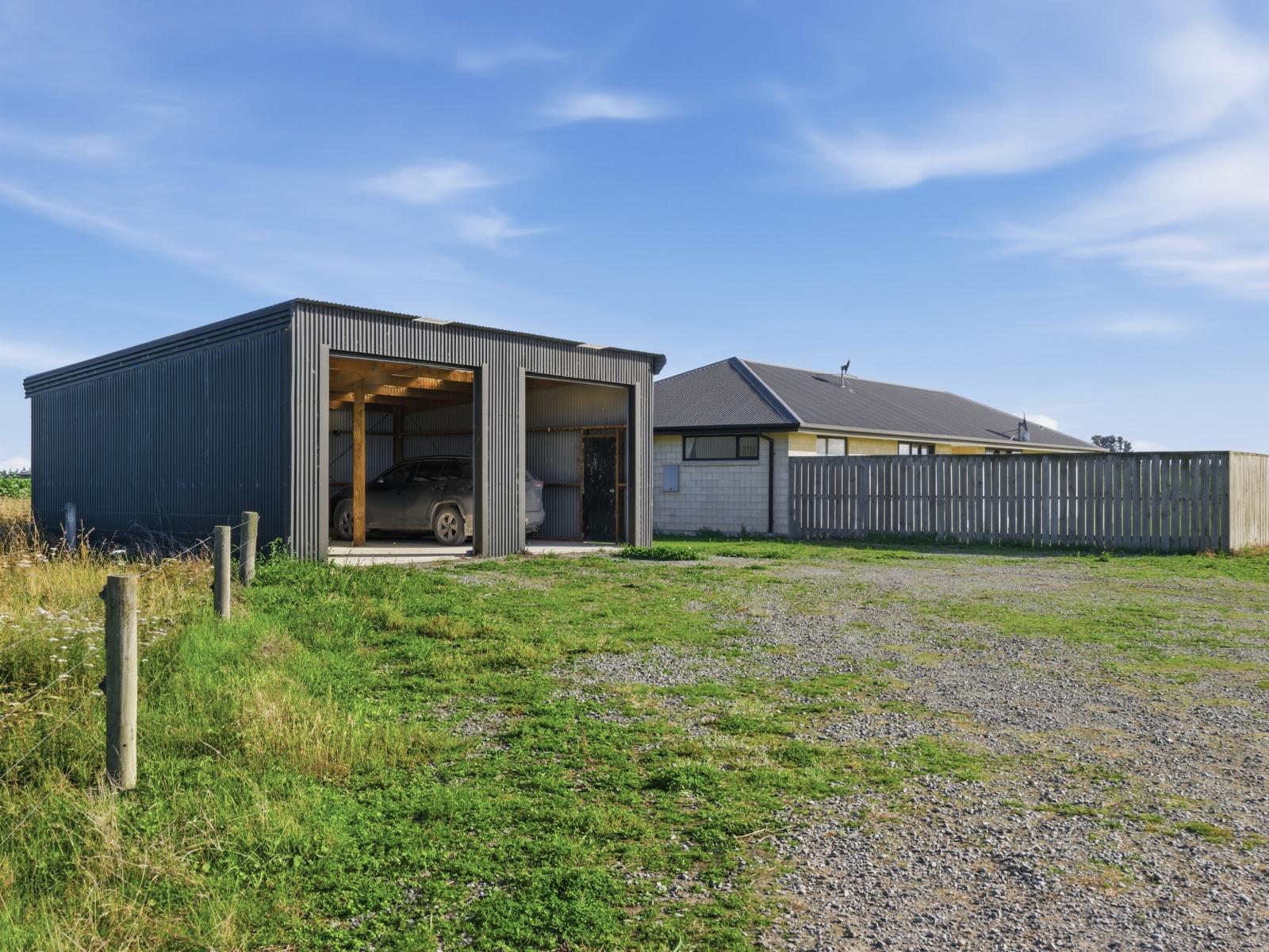 803 Ardlui Road, Te Pirita