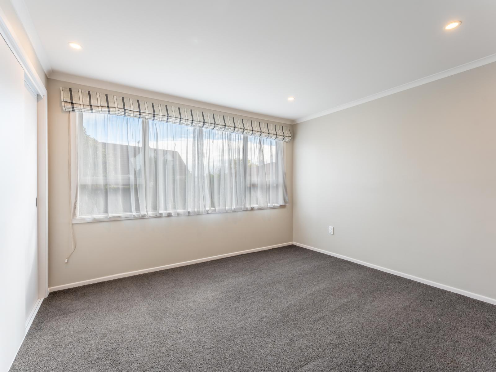 76 Mountain View Road, Glenwood