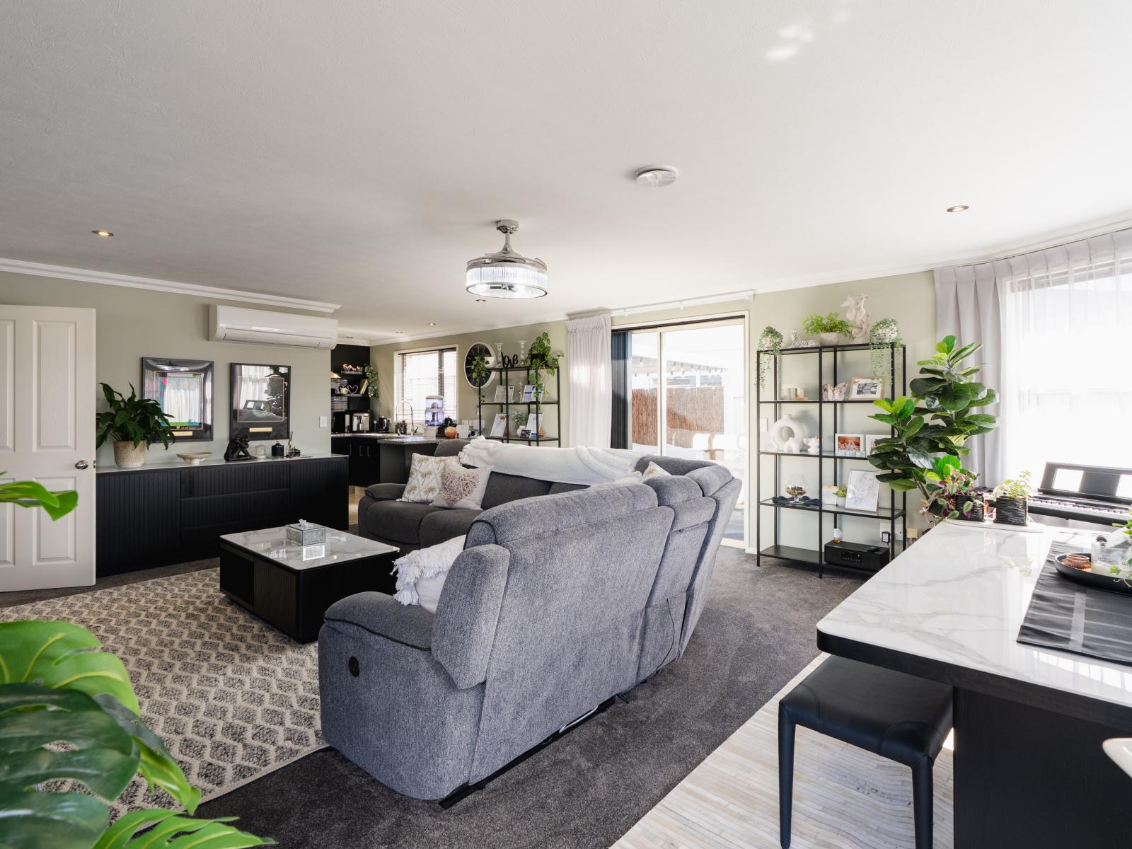 6B Reid Avenue, Mosgiel