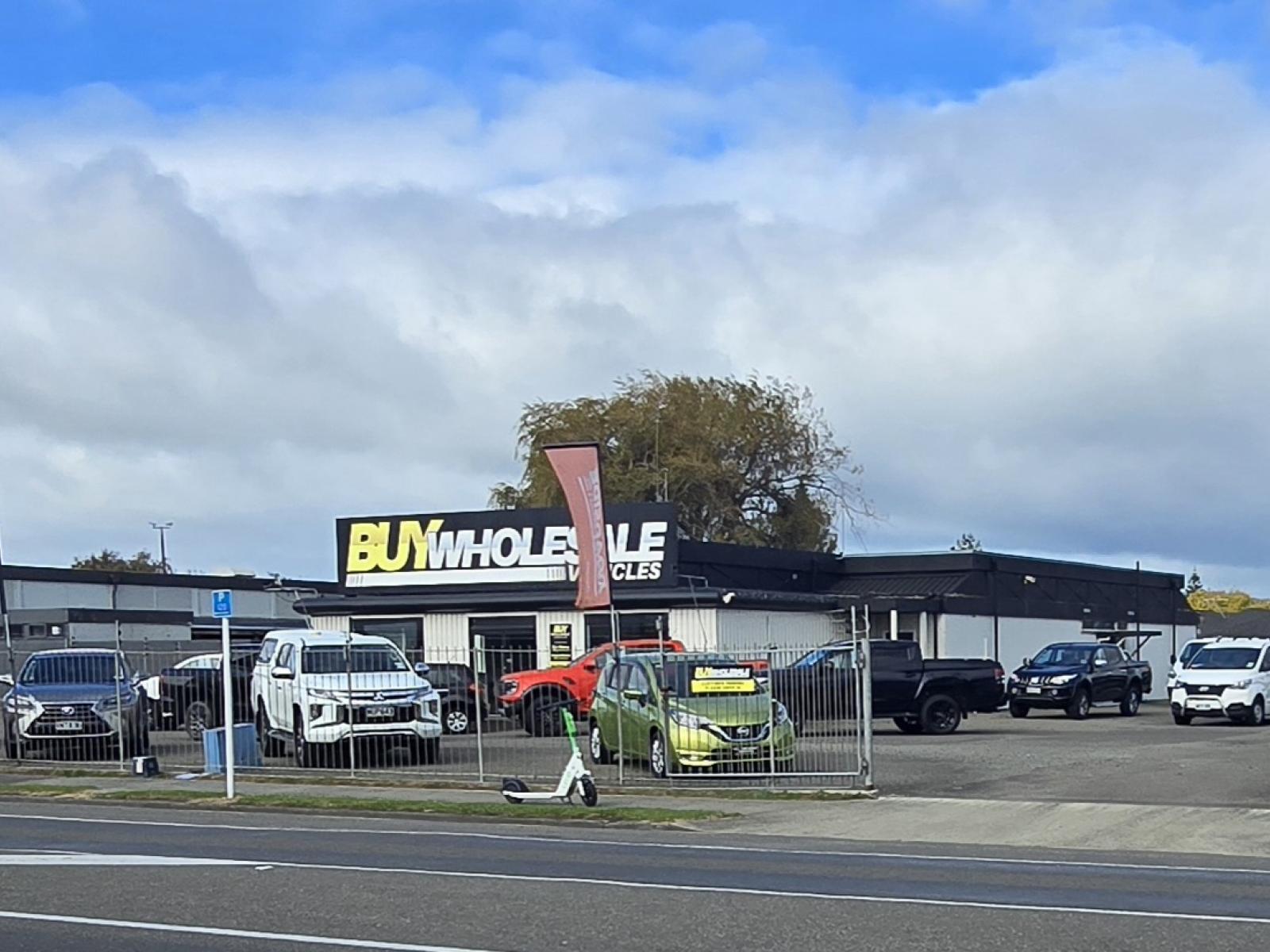 820 Tremaine Avenue, Central