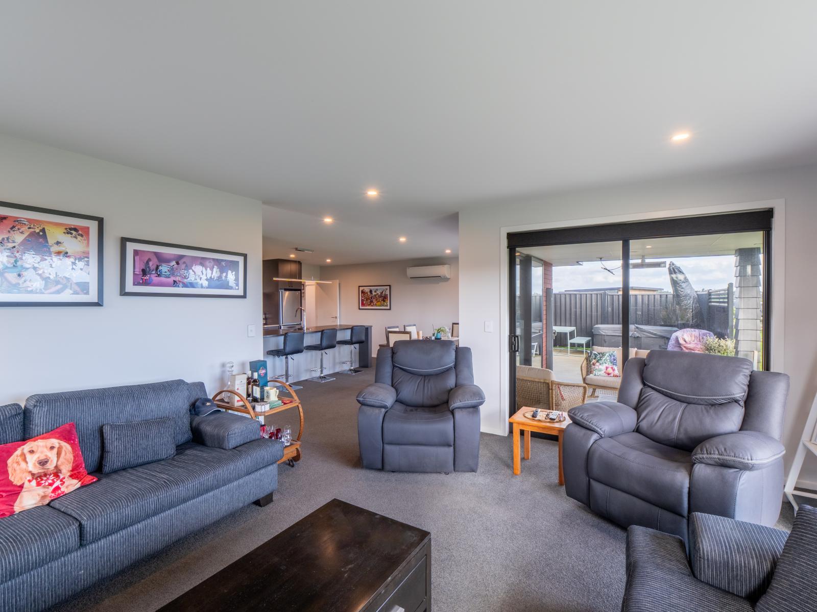 24 Chatham Rise, Seaward Bush