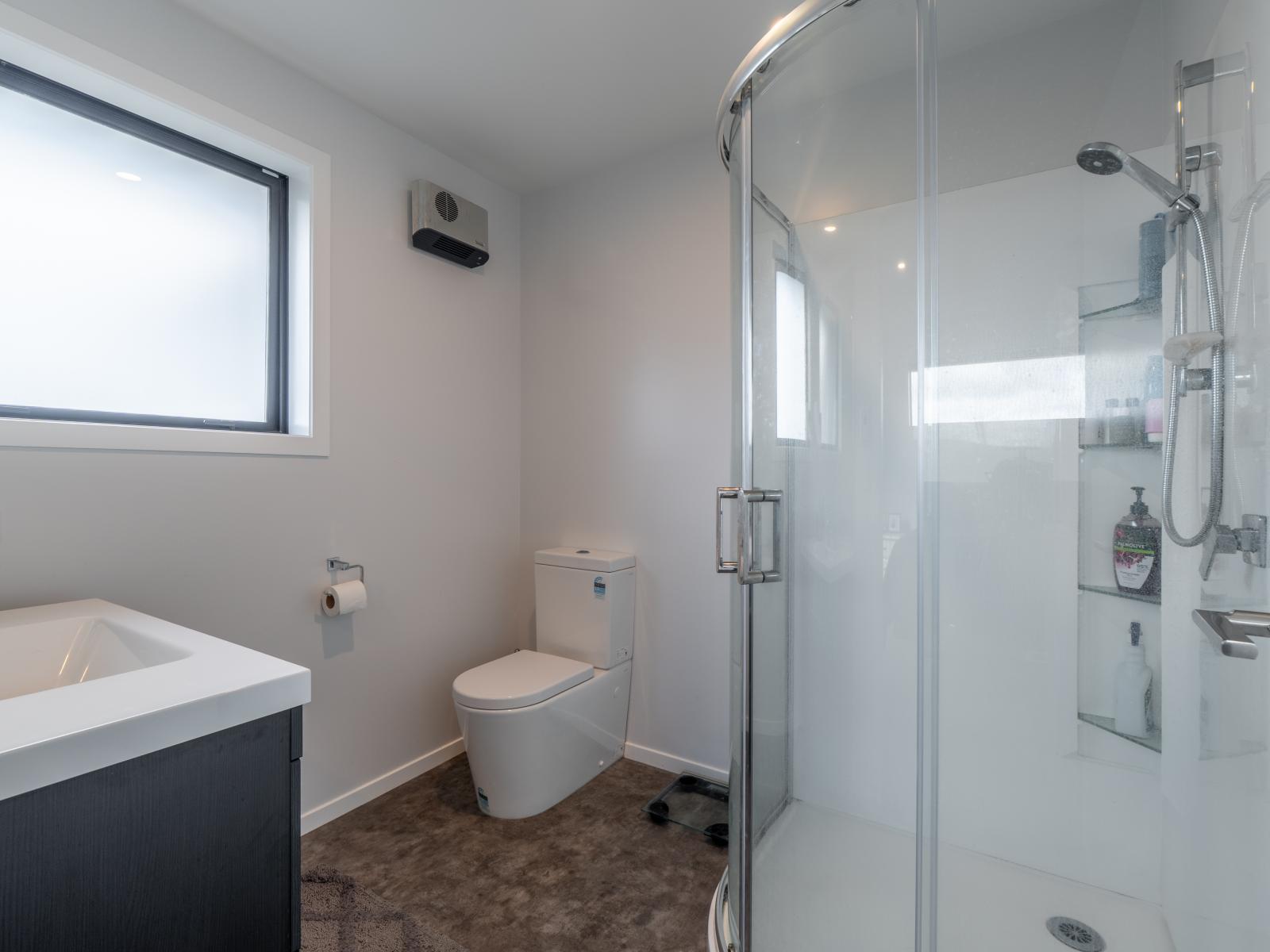 24 Chatham Rise, Seaward Bush