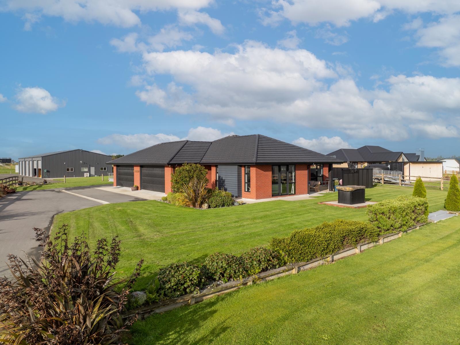 24 Chatham Rise, Seaward Bush