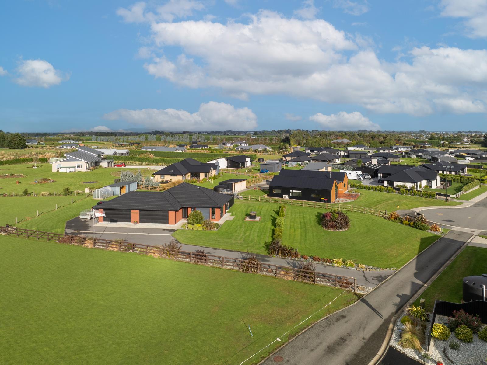 24 Chatham Rise, Seaward Bush