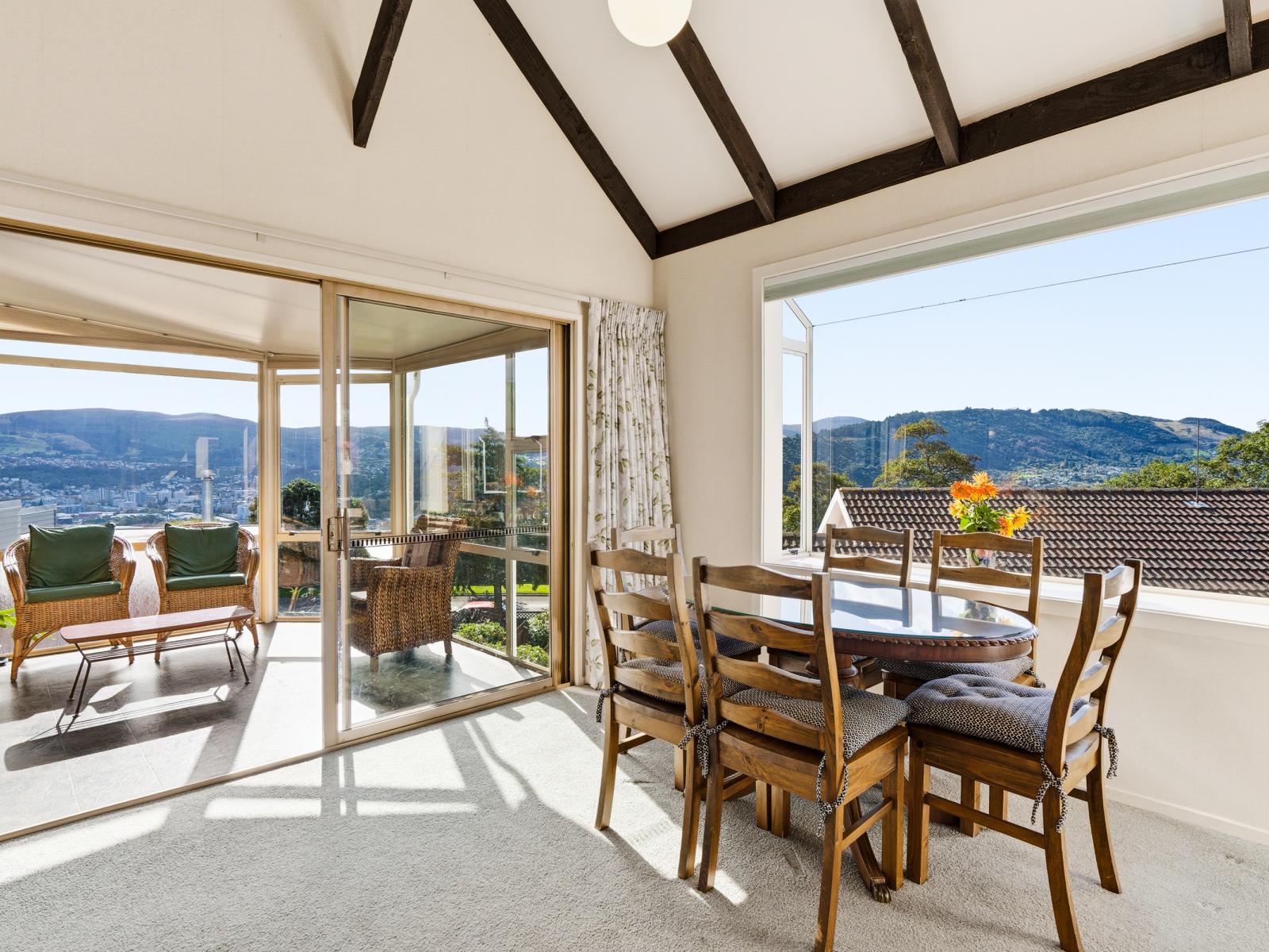 216 Larnach Road, Waverley