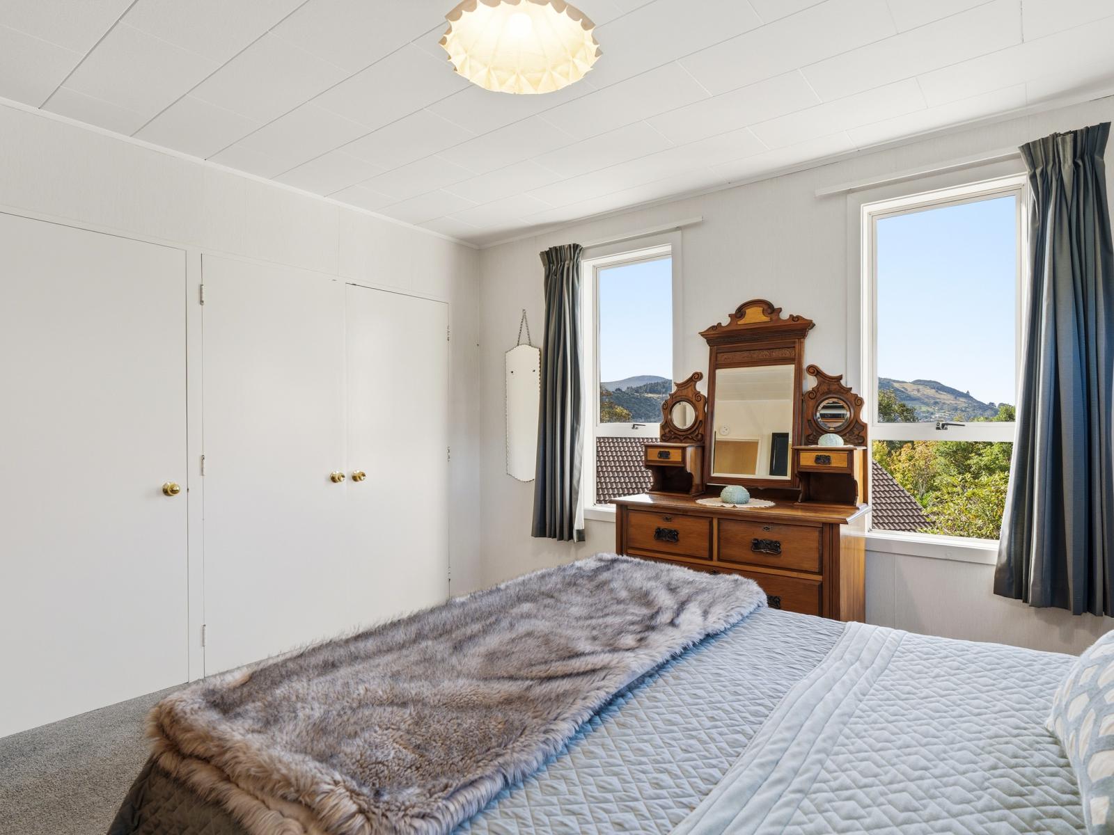 216 Larnach Road, Waverley