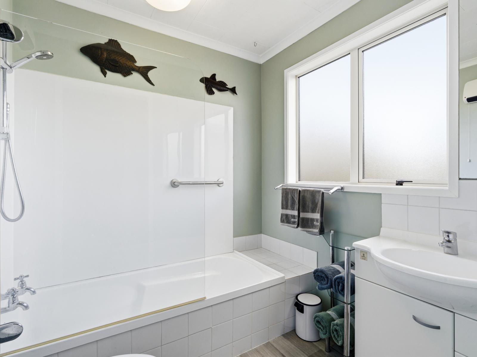 216 Larnach Road, Waverley