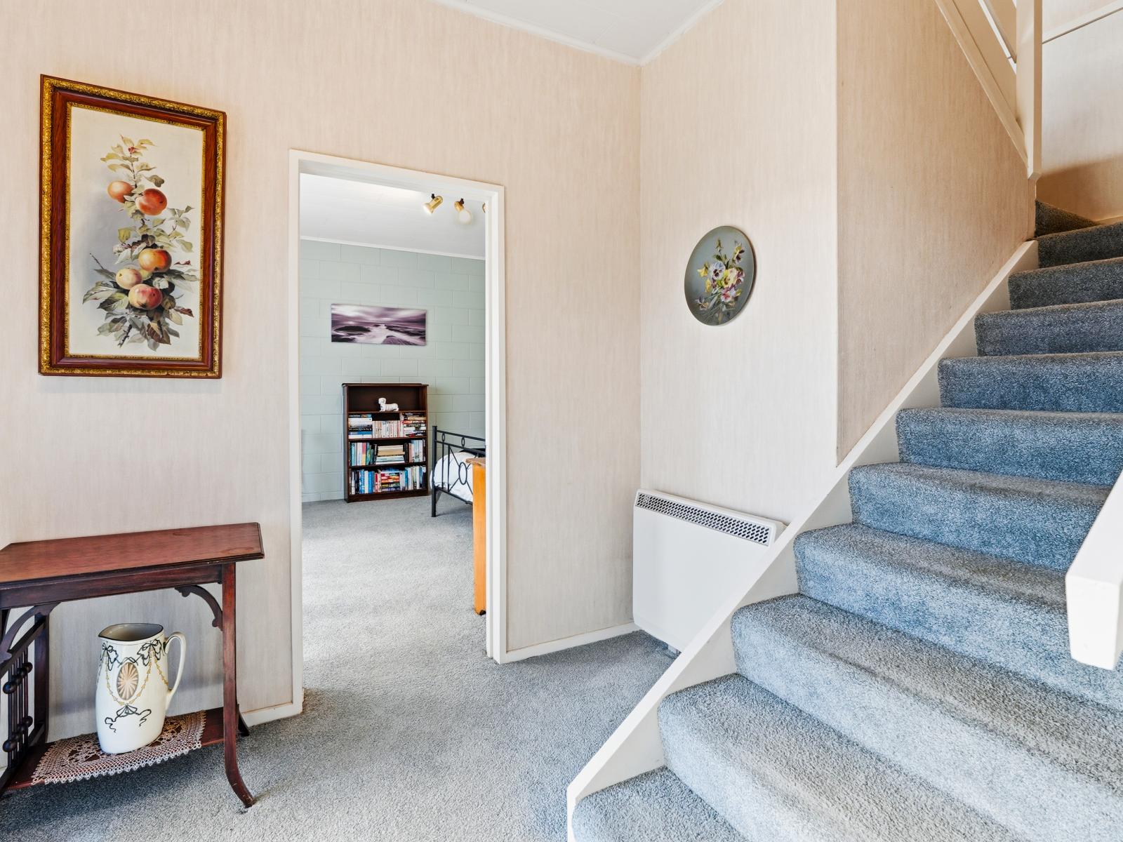 216 Larnach Road, Waverley