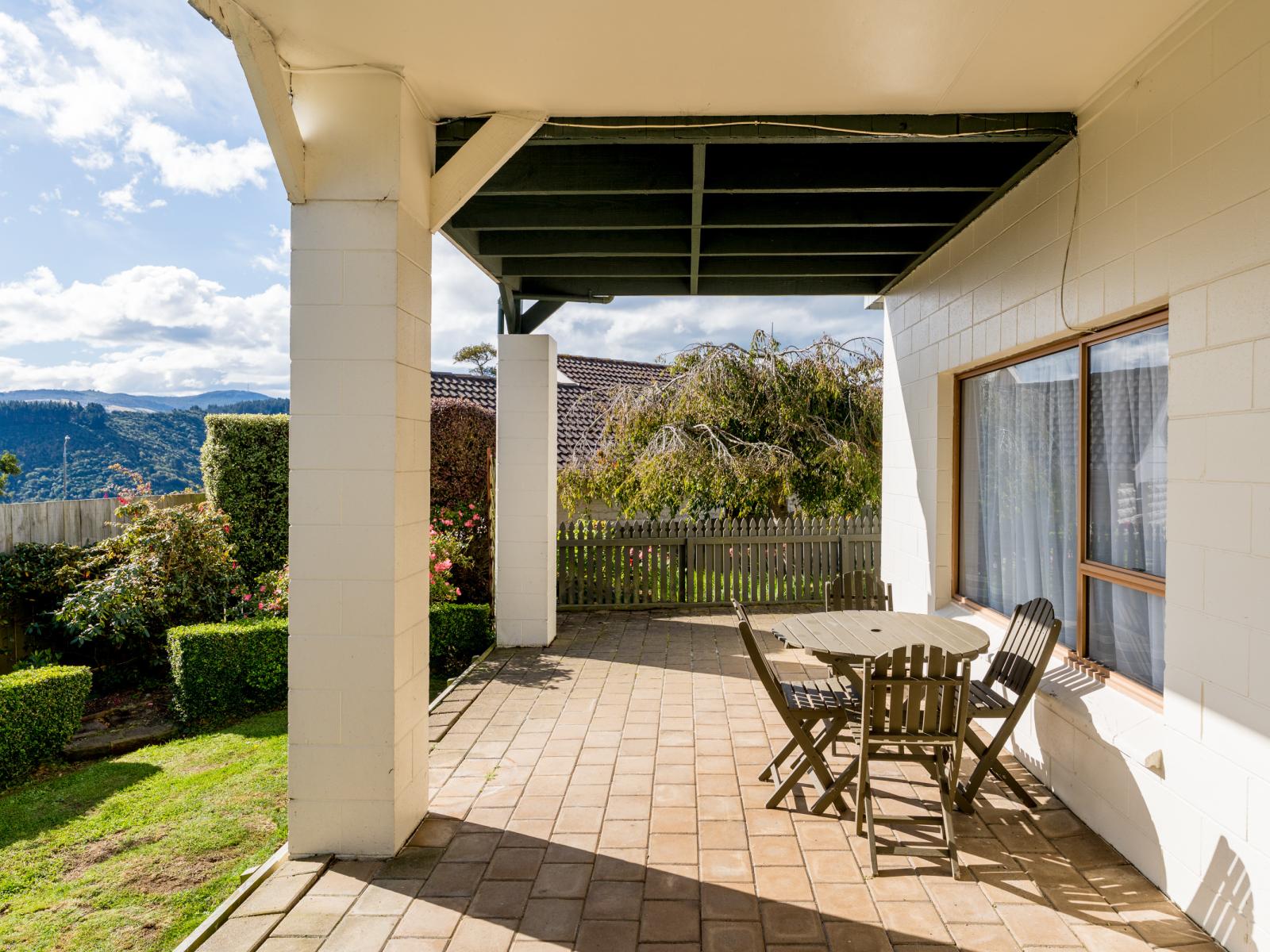 216 Larnach Road, Waverley